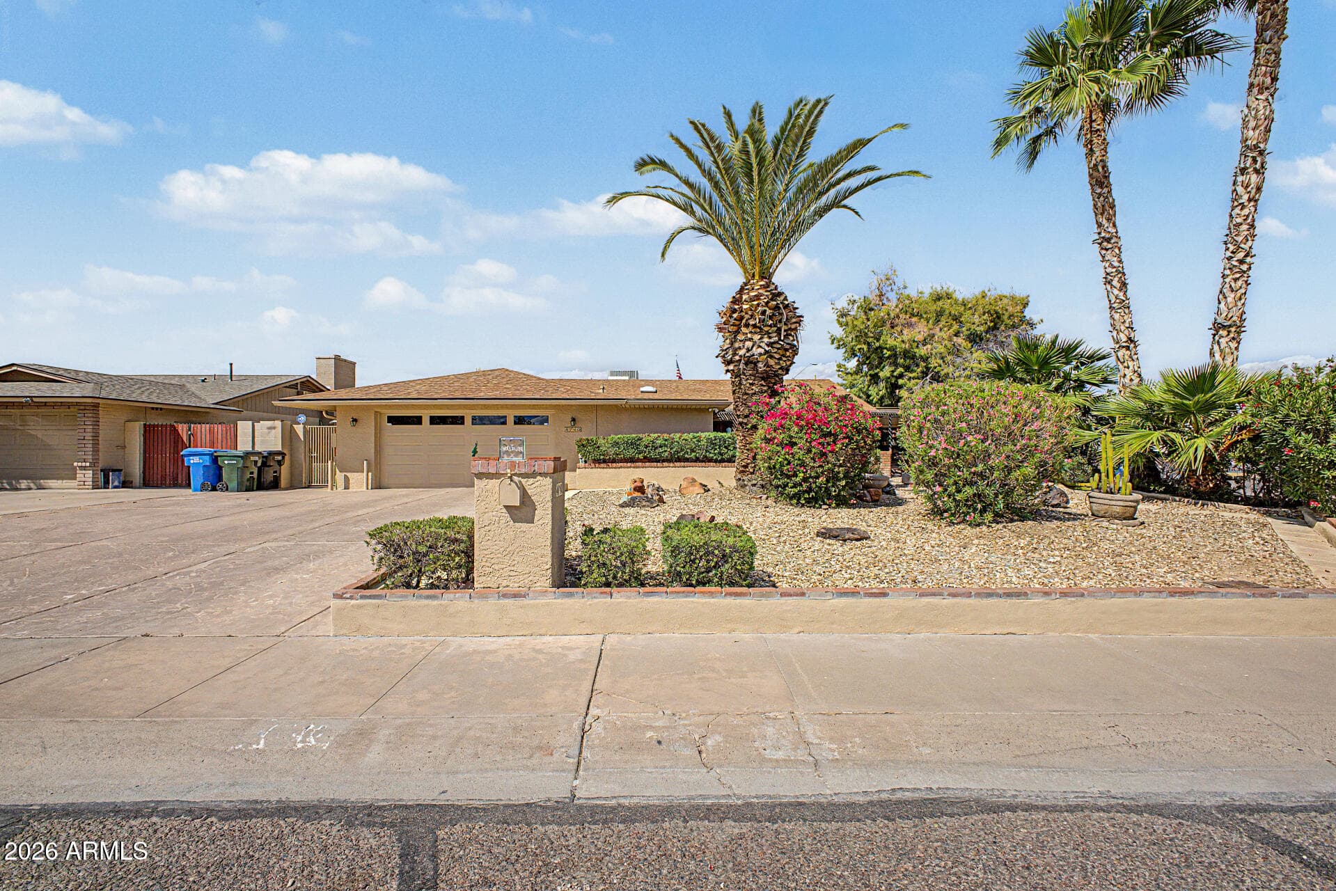 4740 E Voltaire Ave — photo 1
