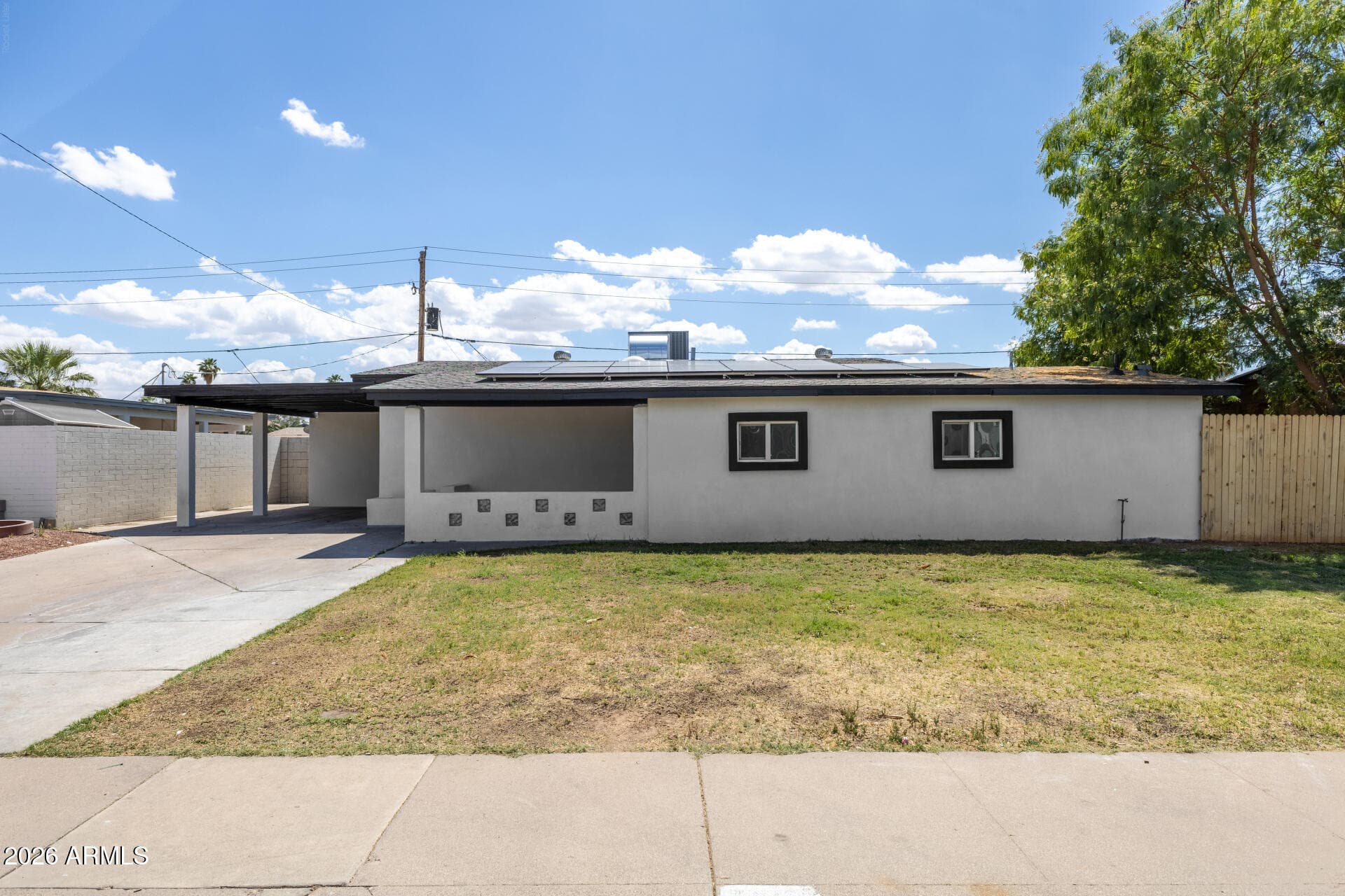 7601 W Sheila Ln — photo 1