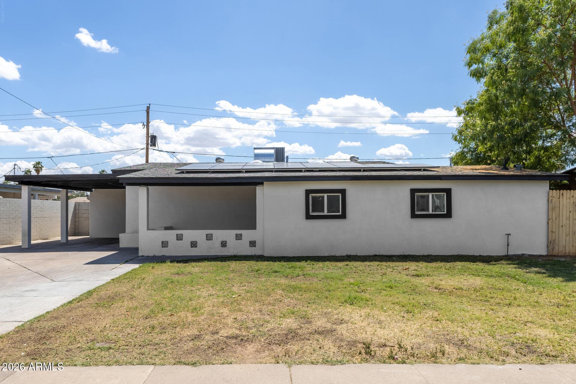 7601 W Sheila Ln — photo 2