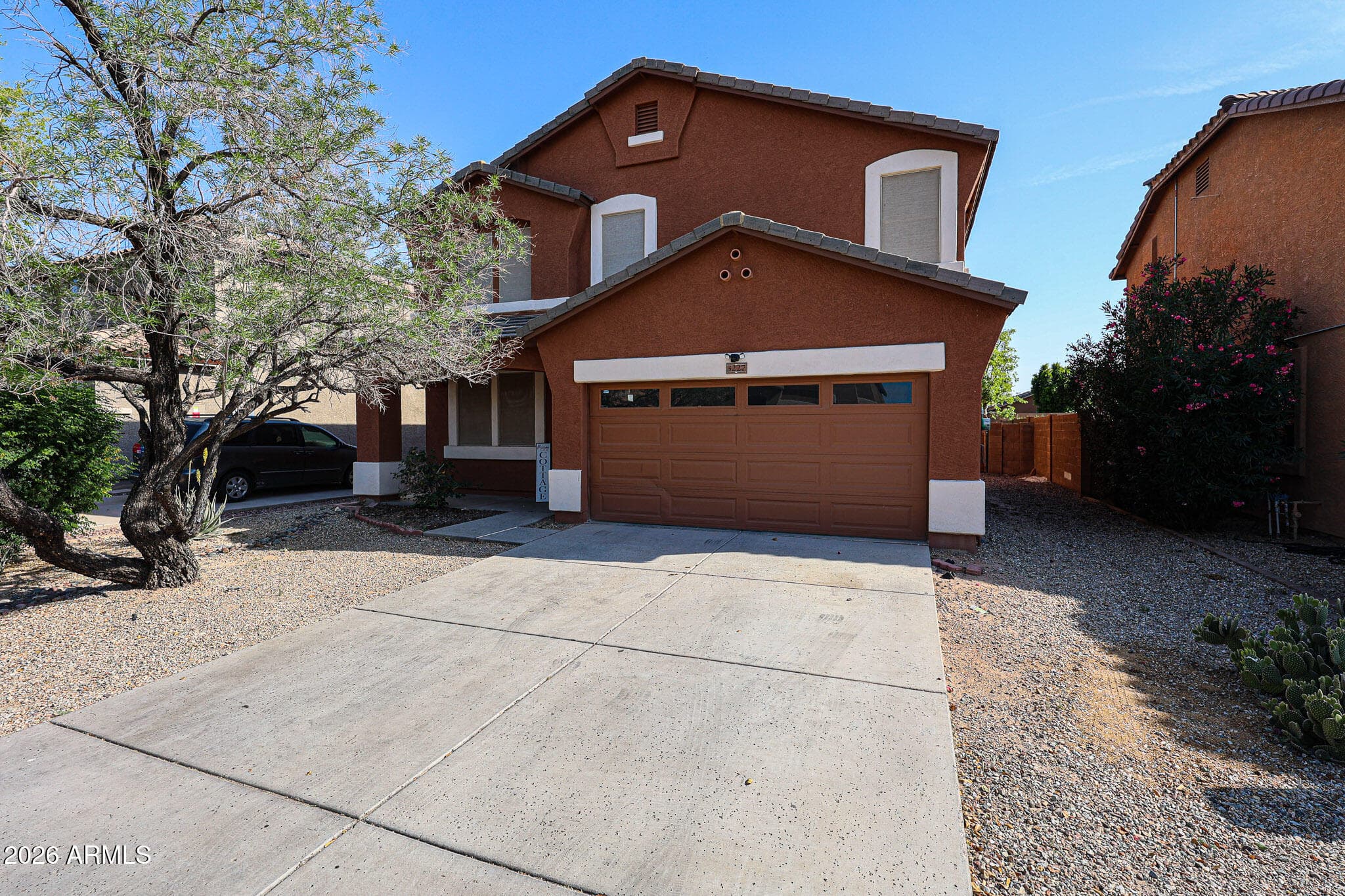 3227 W Apollo Rd — photo 1