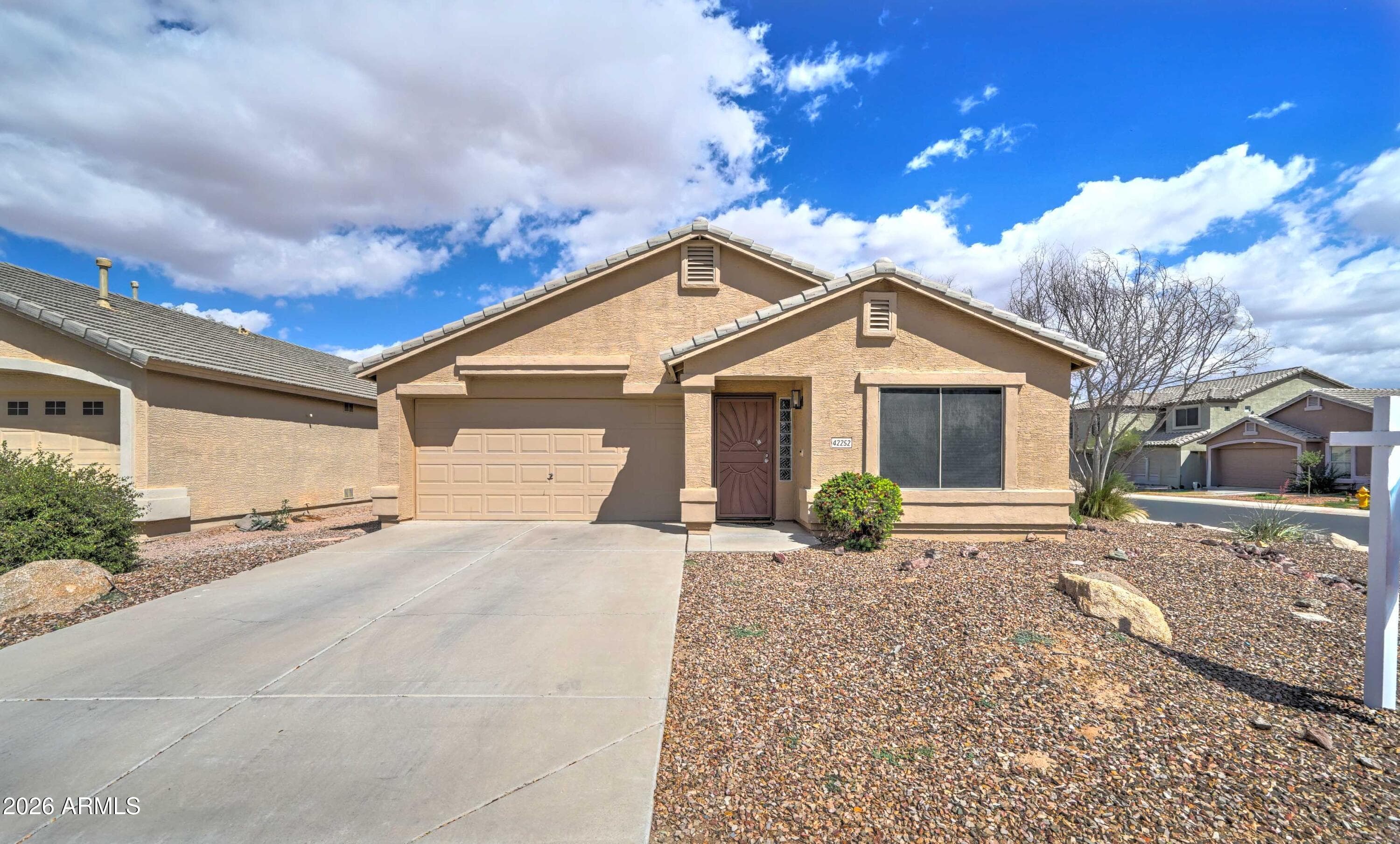 42252 W Colby Dr — photo 1