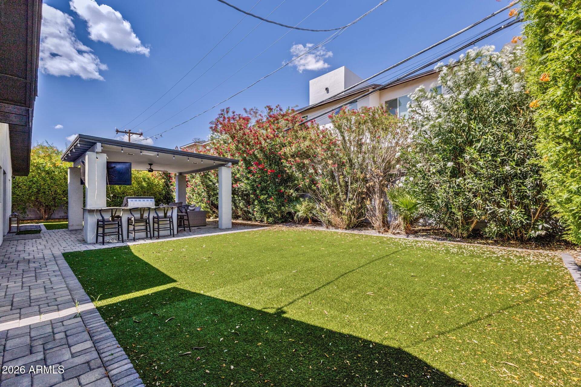 4008 E Fairmount Ave — photo 33