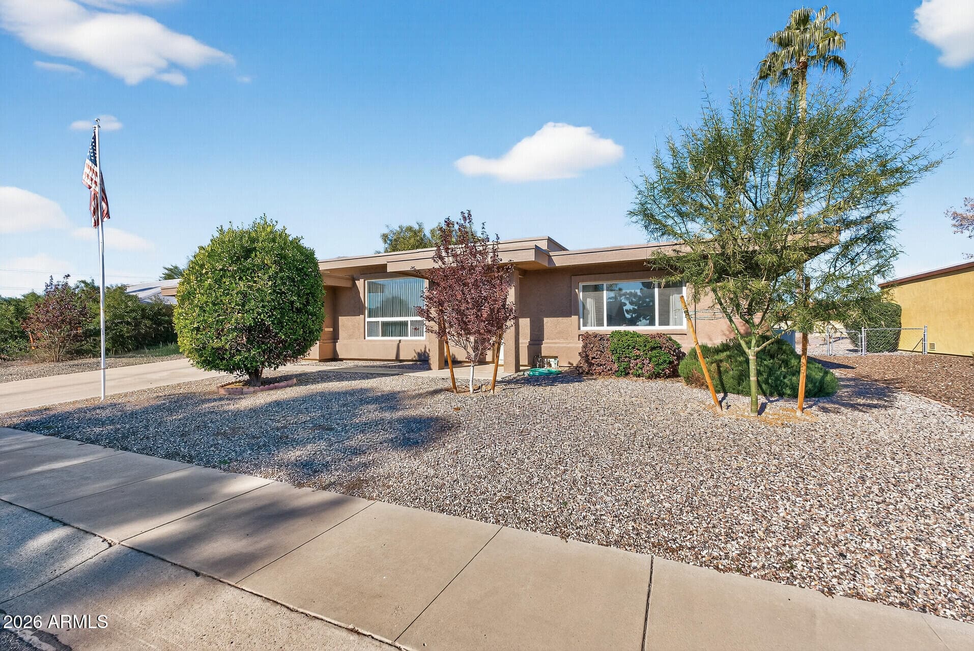 11034 W Crestbrook Dr — photo 2