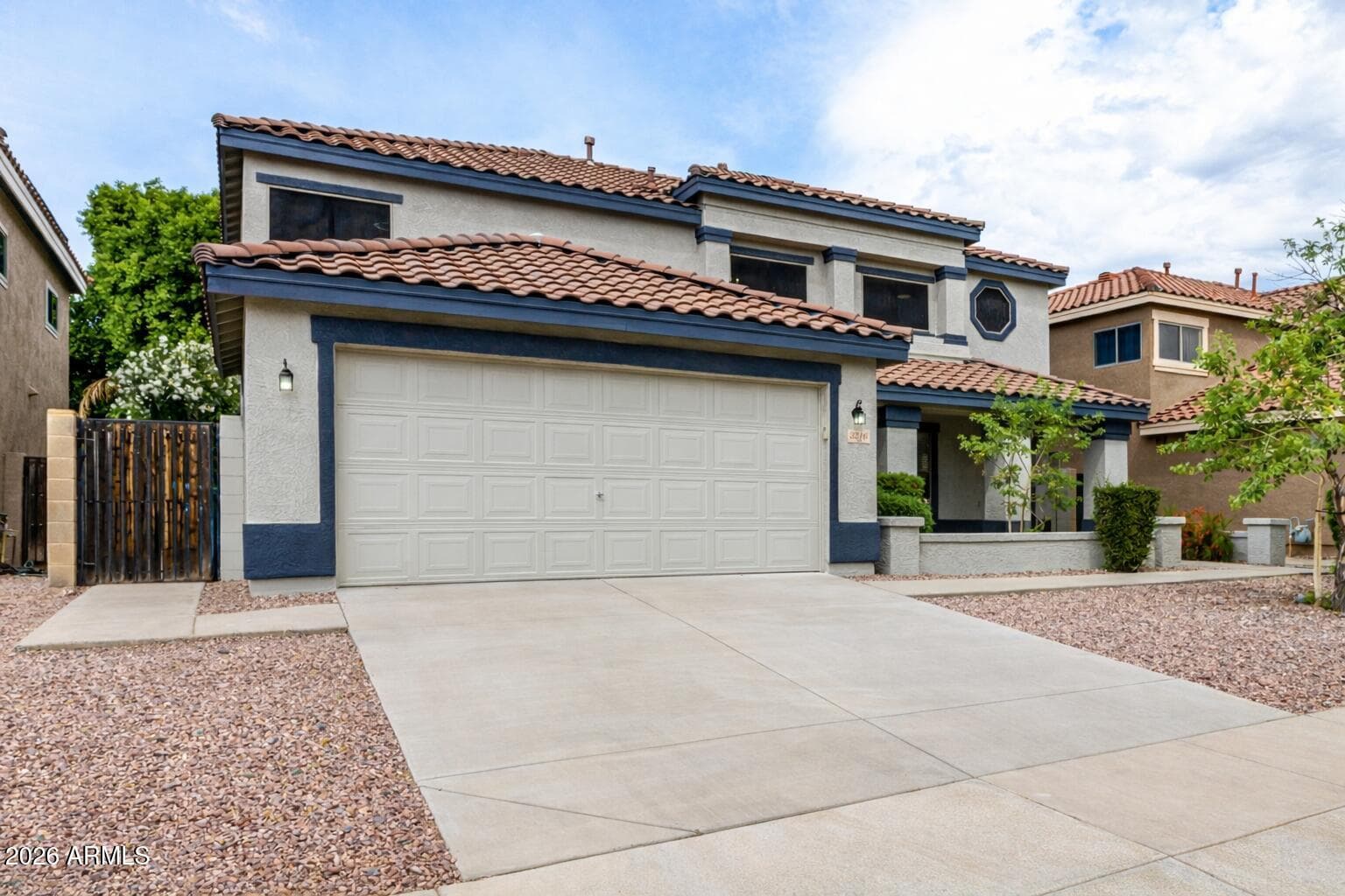 3216 W Molly Ln — photo 1