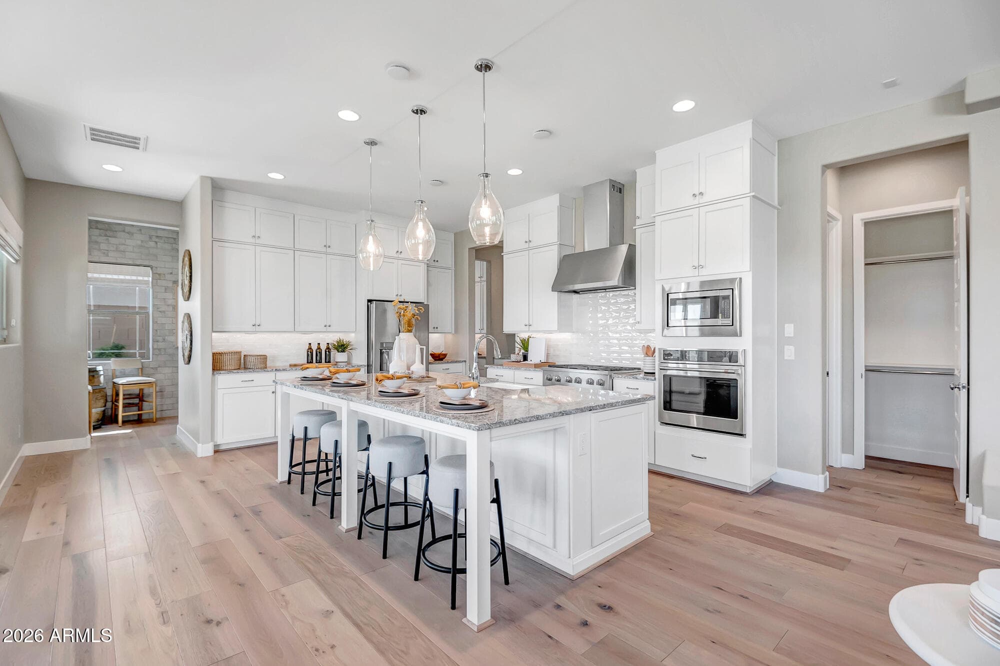 760 W Pelican Dr — photo 2