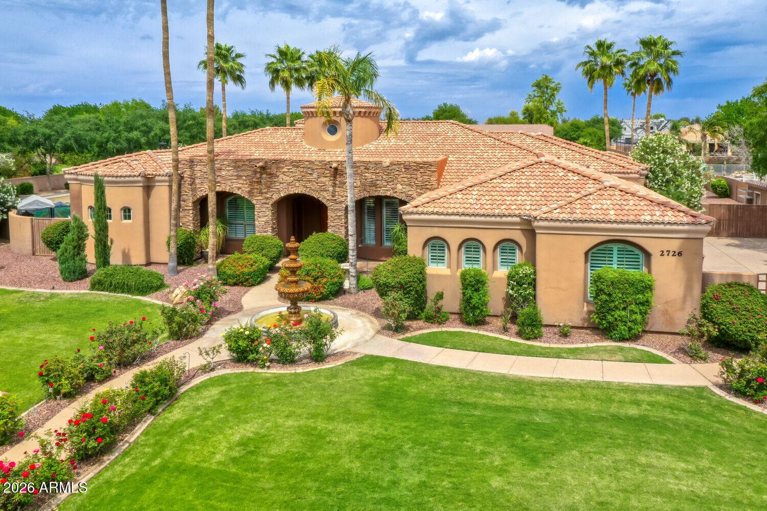 2726 E Via Del Arboles St — photo 1