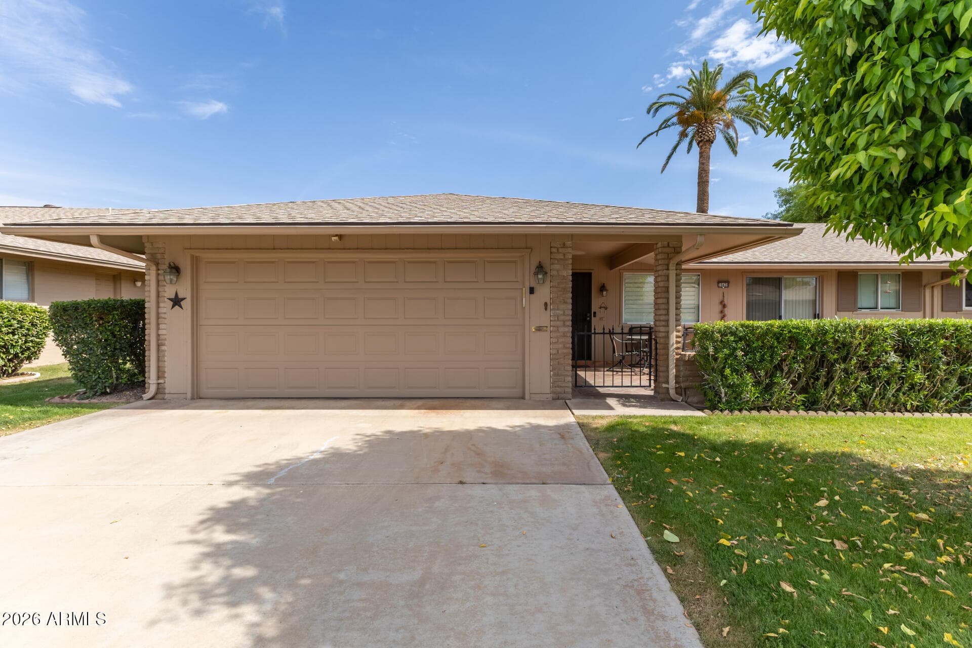 10428 W Roundelay Circle — photo 2