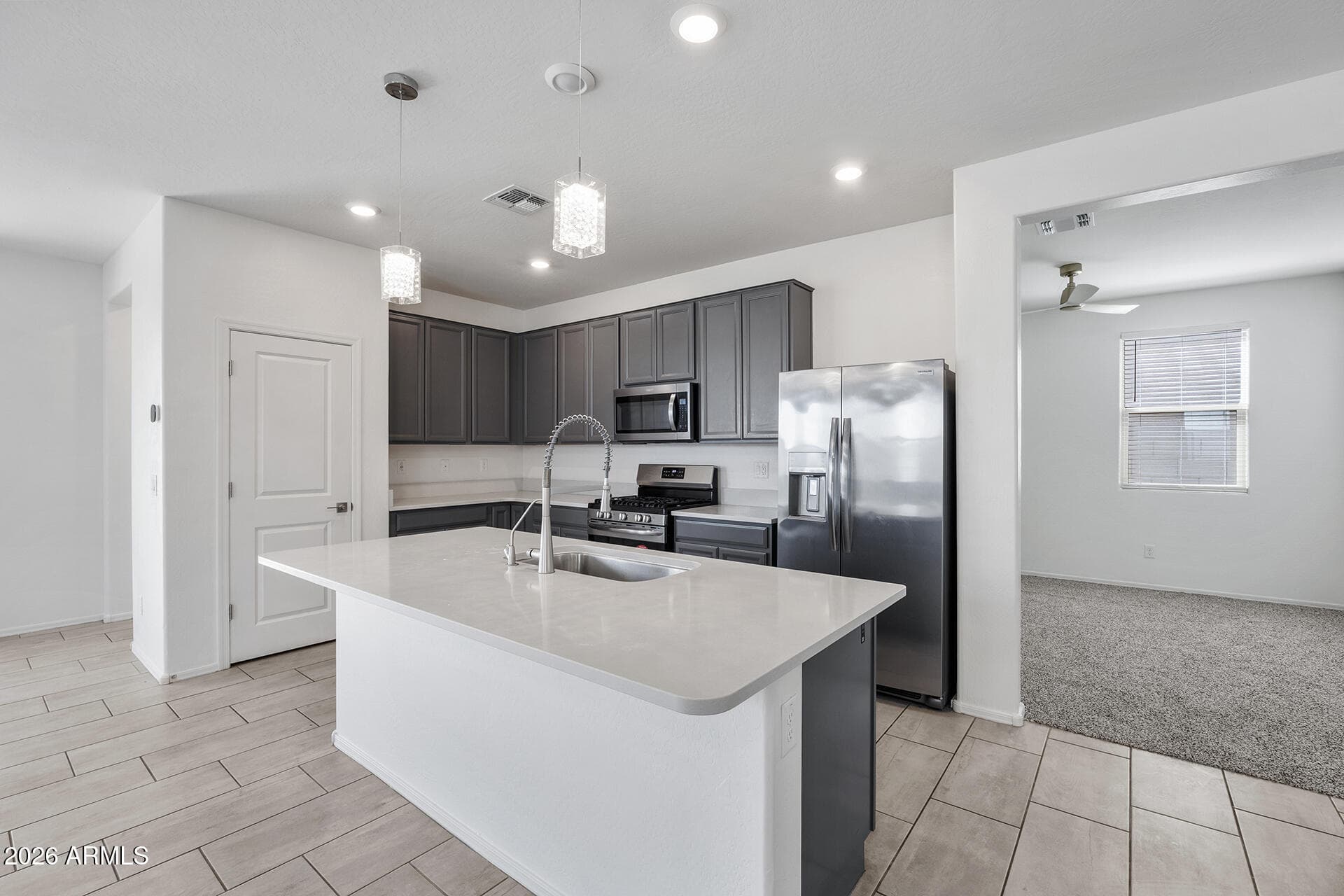 2435 W Kowalsky Ln — photo 2