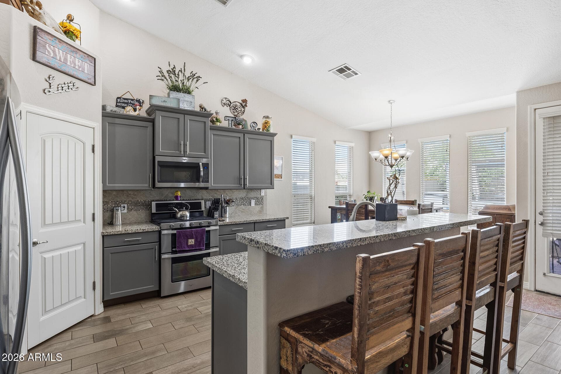 11520 E Sable Ave — photo 2