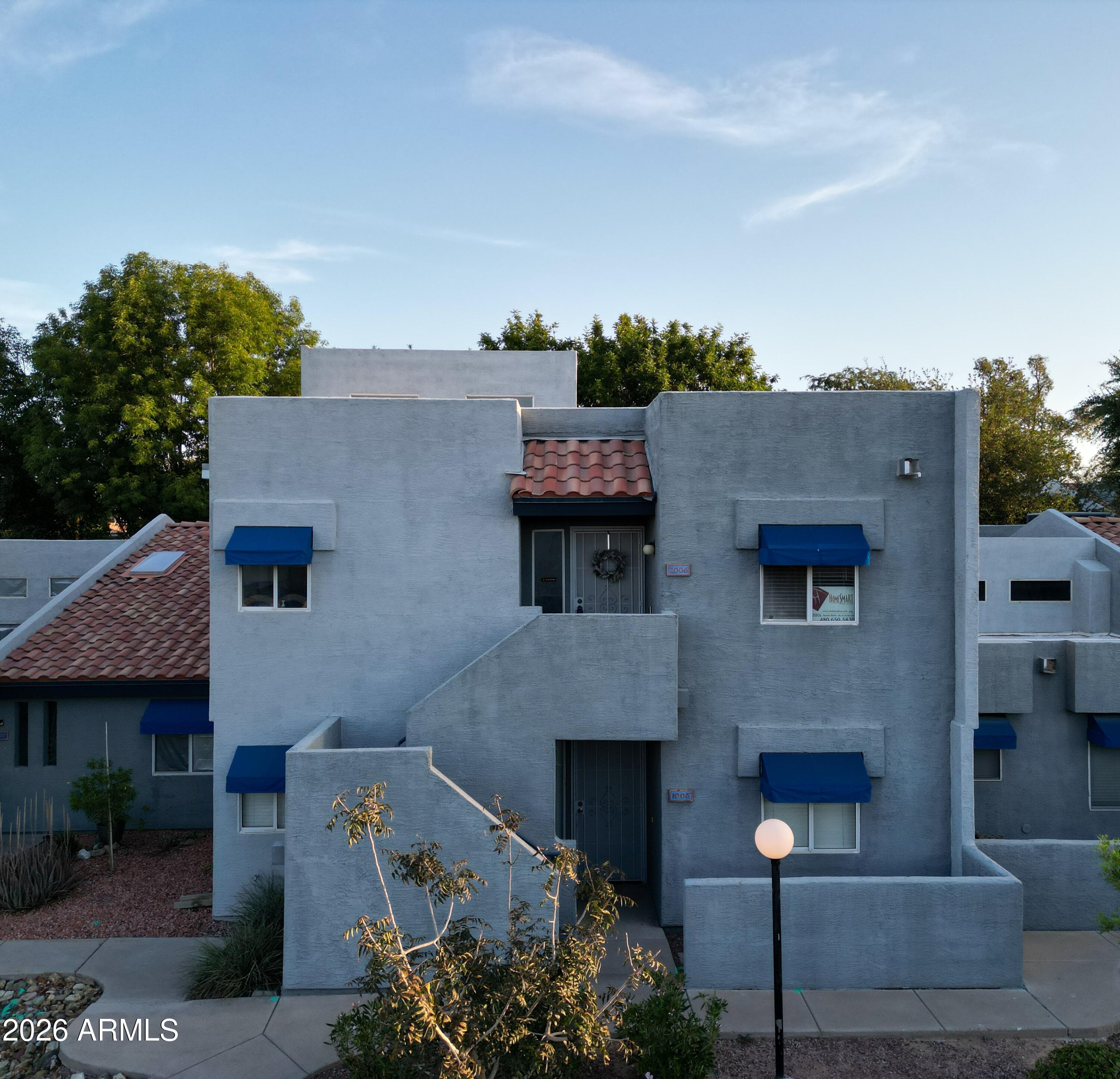 220 N 22ND PL - Photo 2