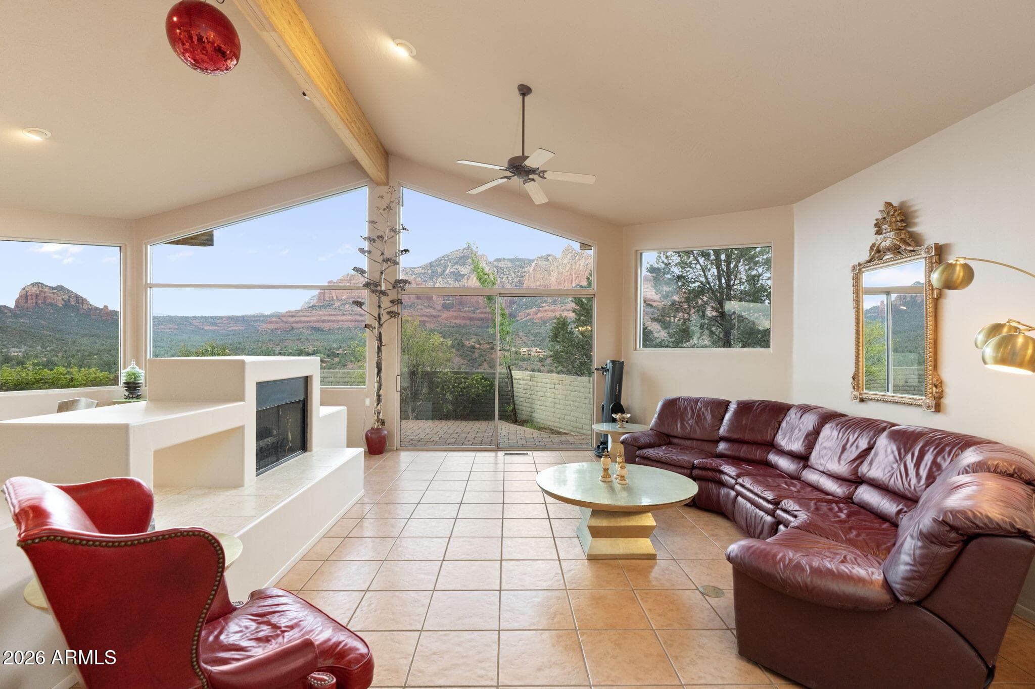 580 NORBIE RD - Photo 3