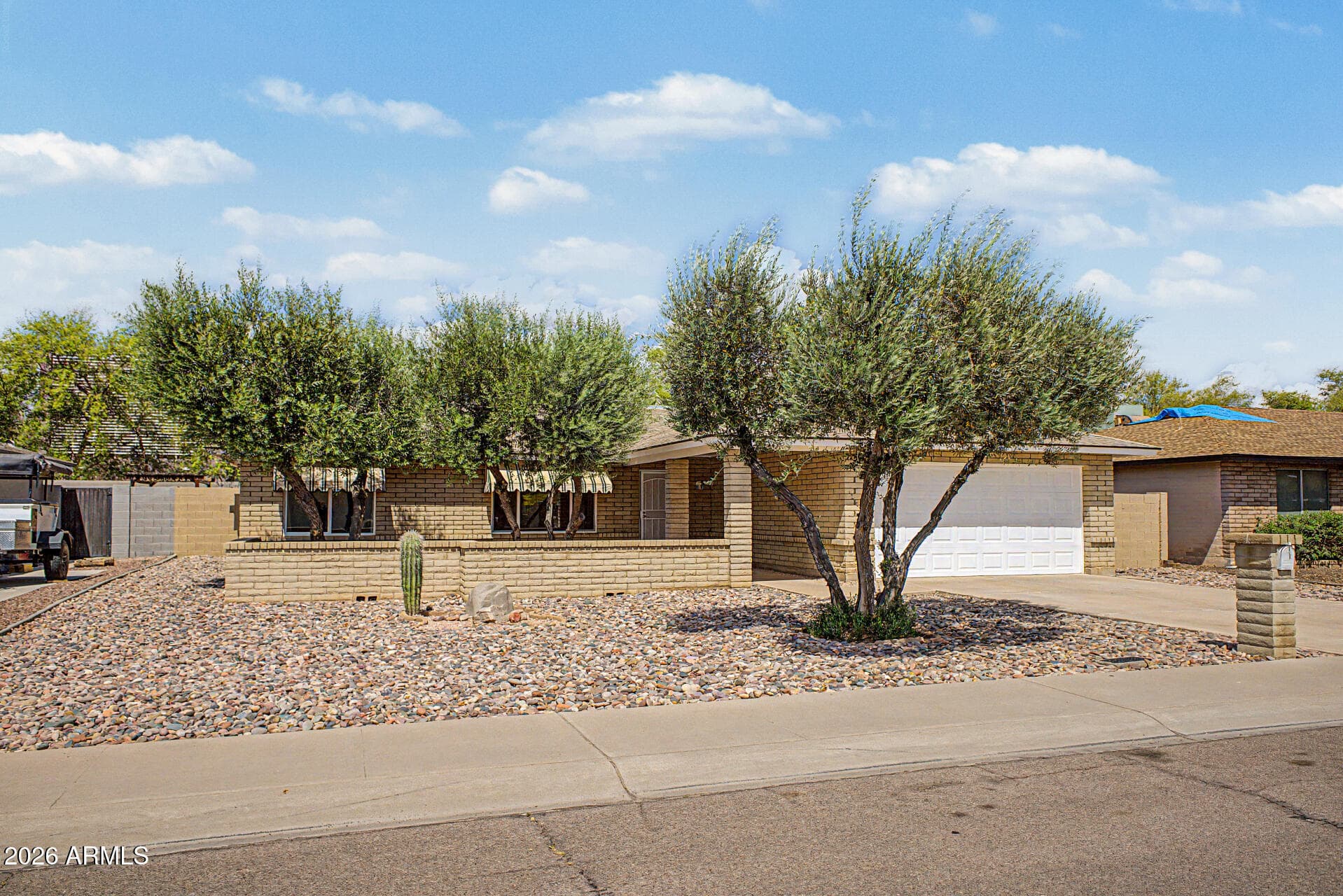 2528 E Malibu Dr — photo 34
