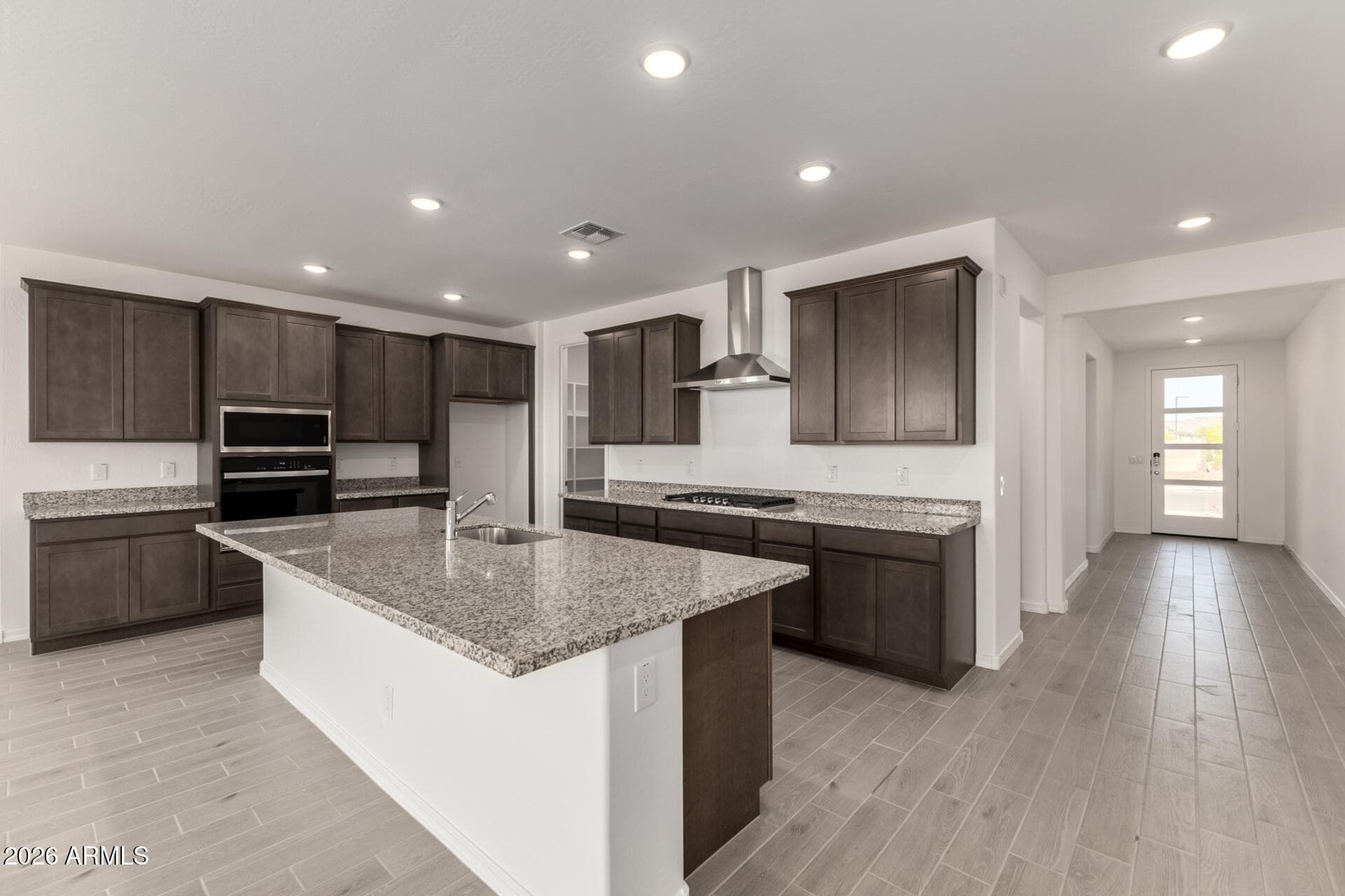 18561 W Tohono Dr — photo 2