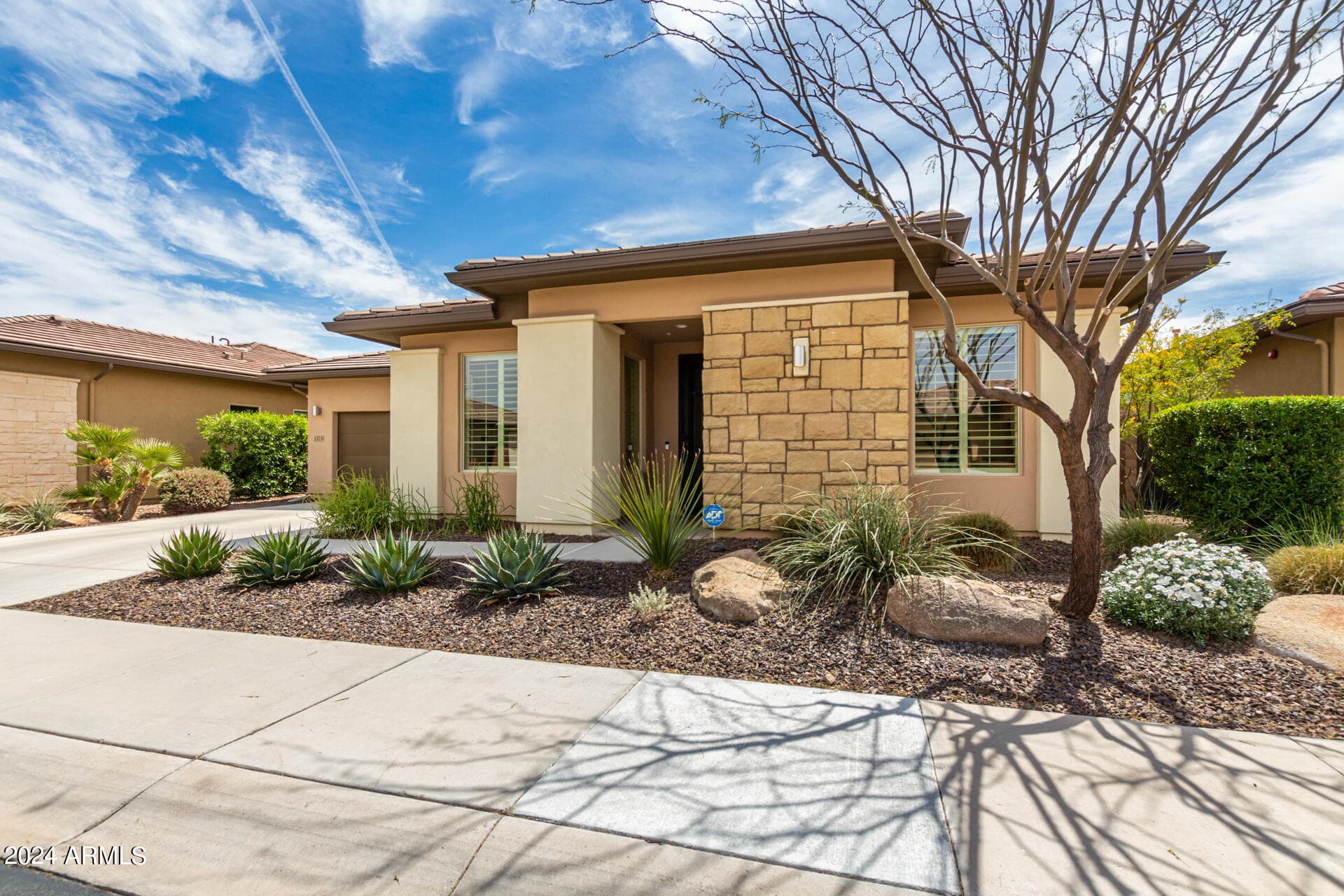 13231 W Hummingbird Terrace — photo 2