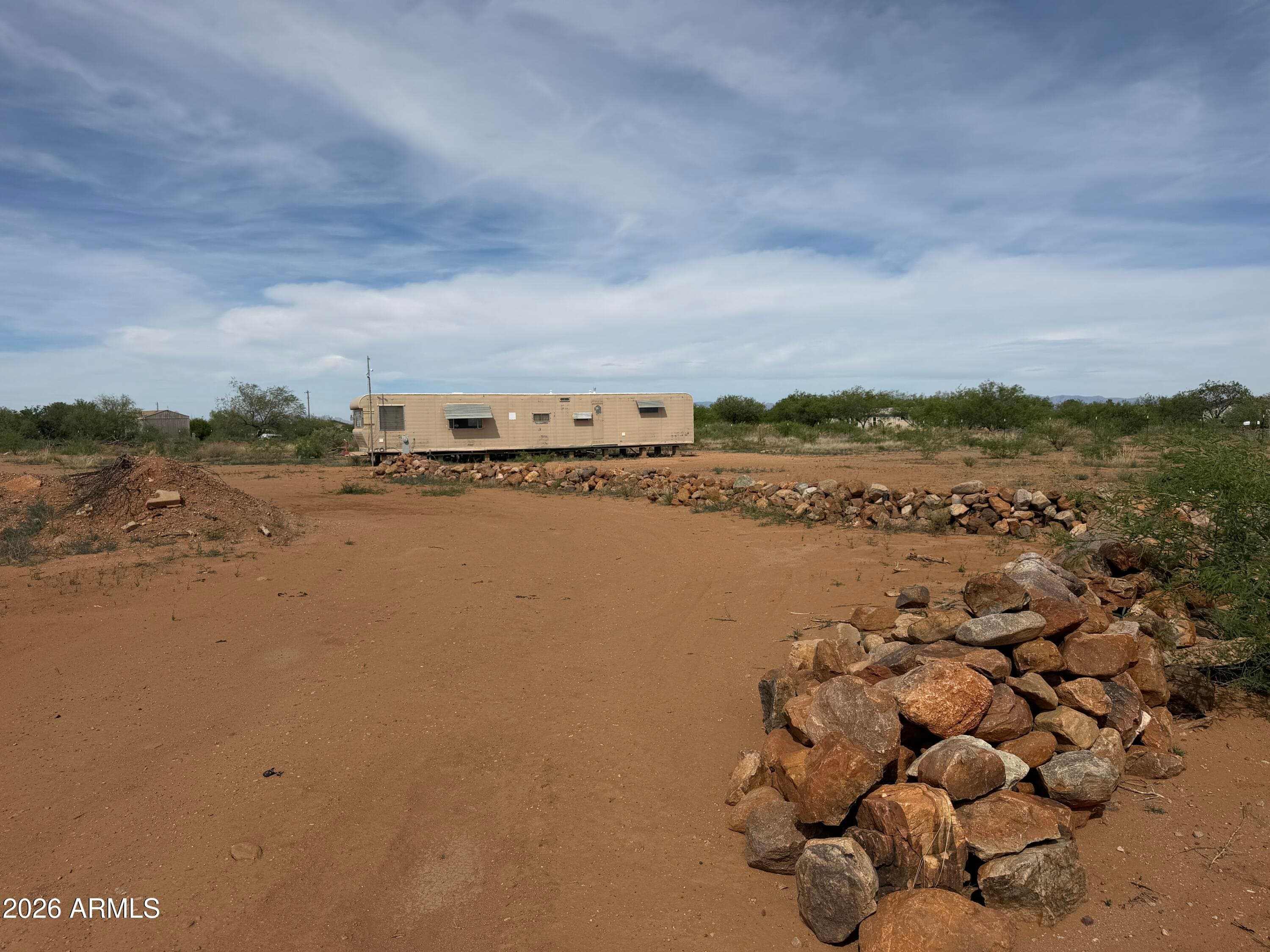 423 E Camino De Pampas -- — photo 1