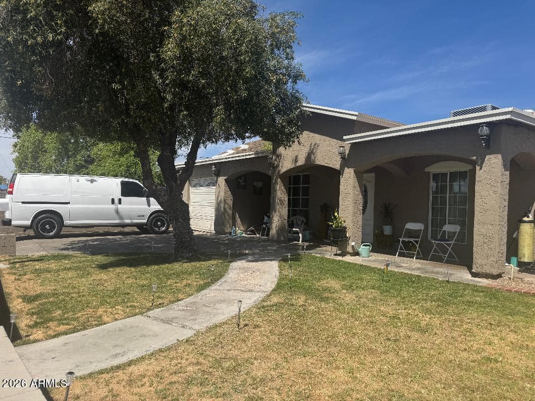 20 E Carol Ave — photo 1