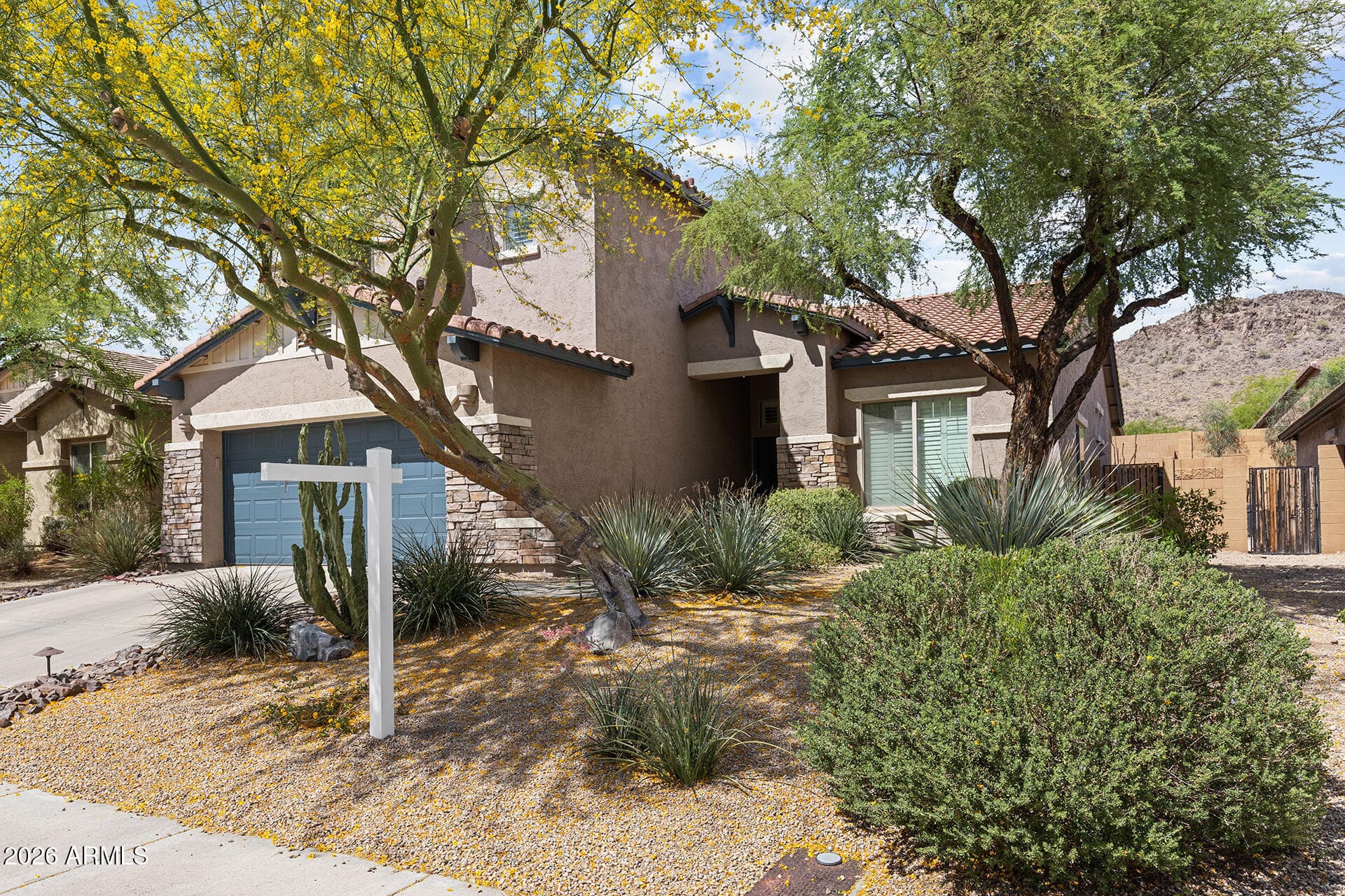8456 W Quail Track Dr — photo 1
