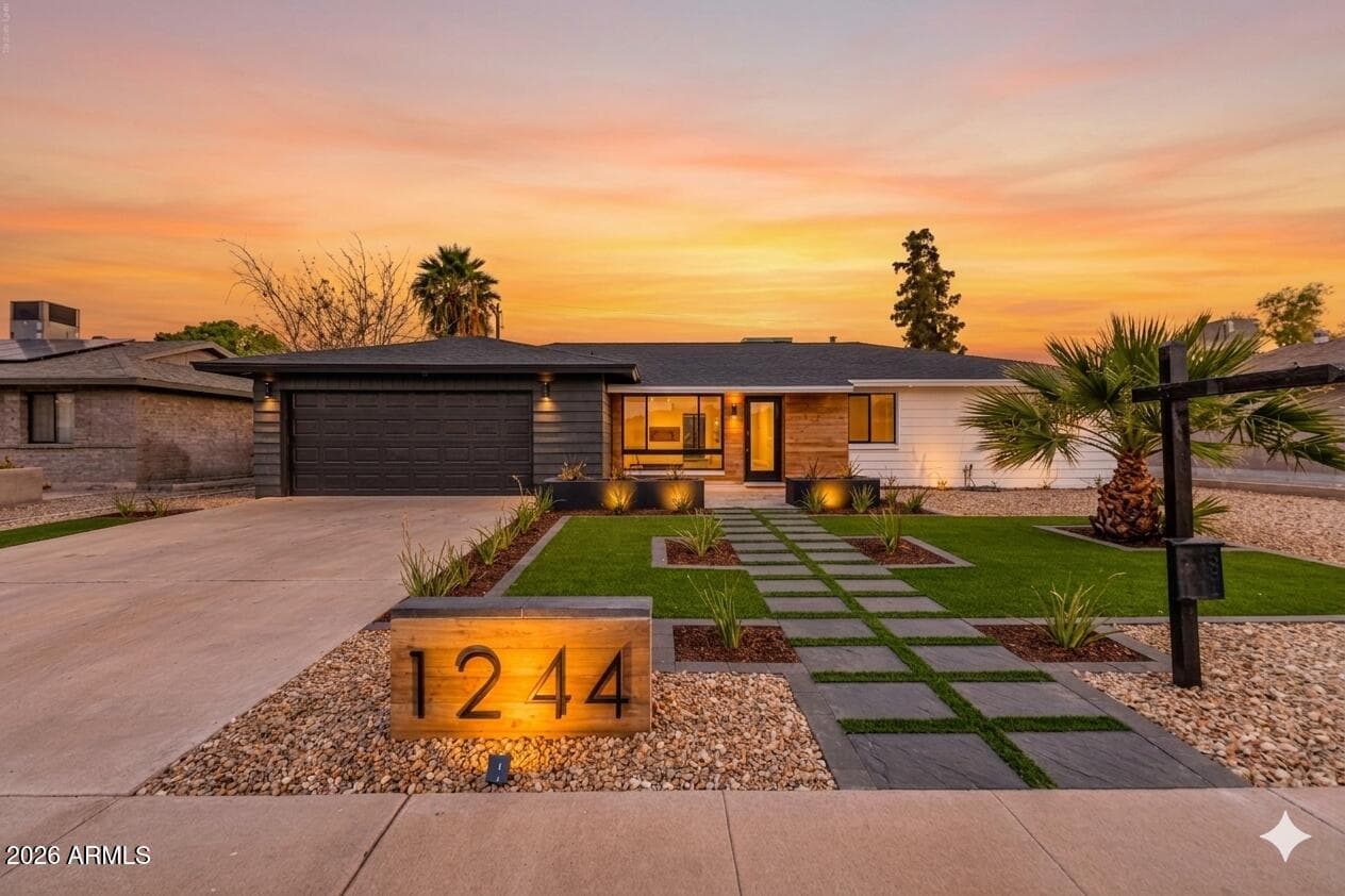 1244 E Hermosa Dr — photo 2