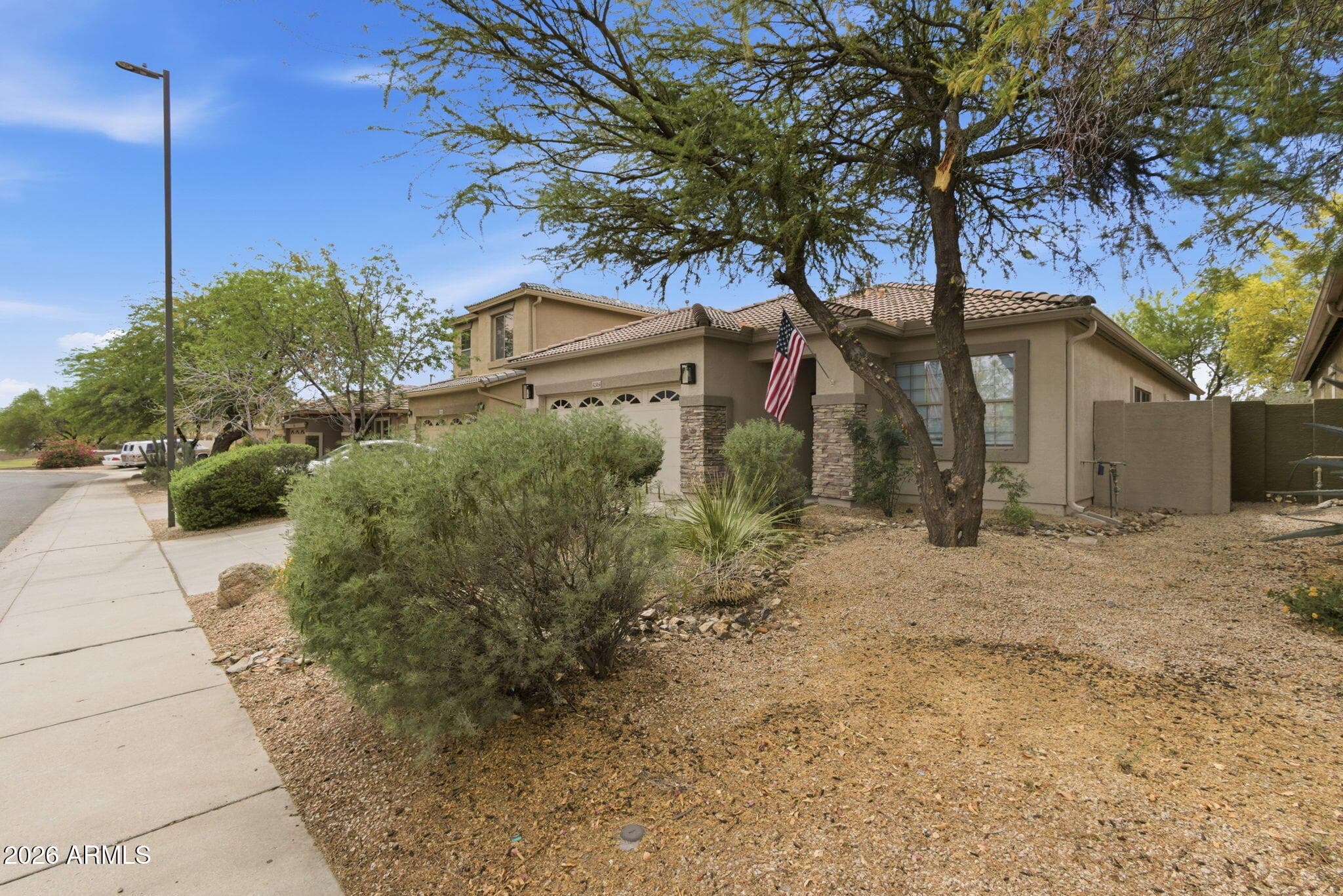 42414 N 46th Ln — photo 2