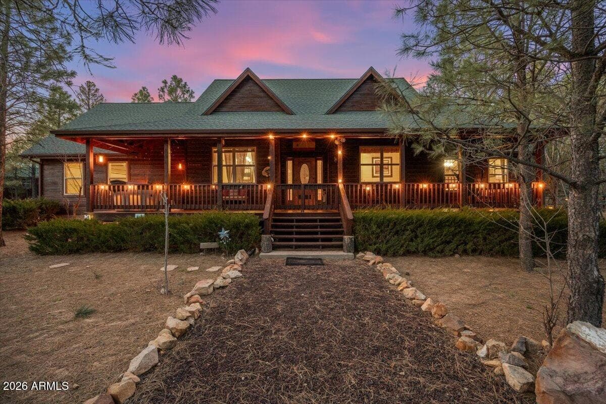 2952 Country View Ln — photo 1