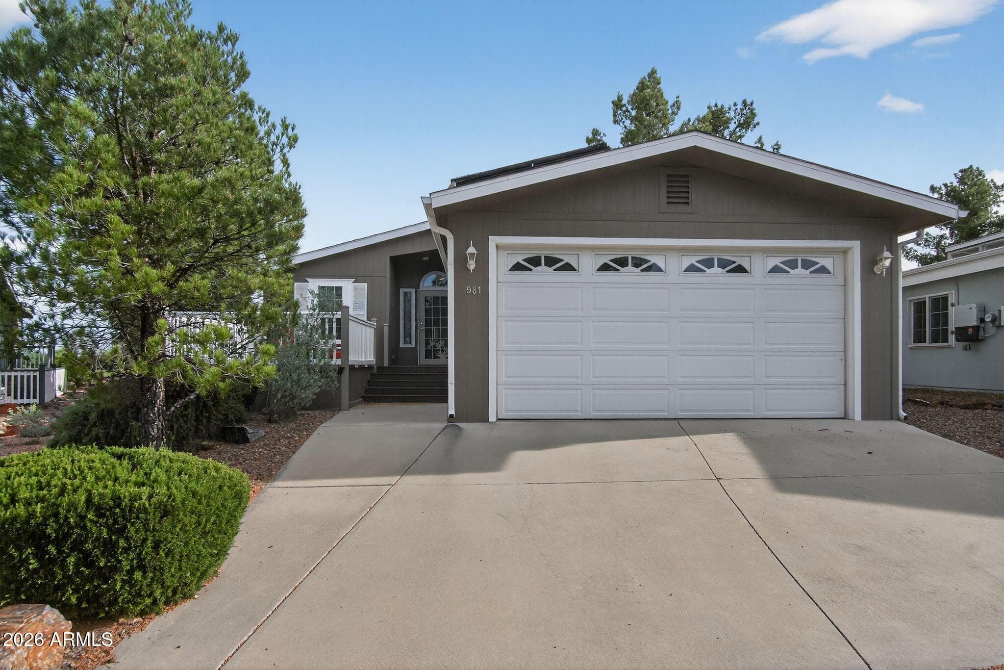 981 W On The Greens Blvd — photo 1