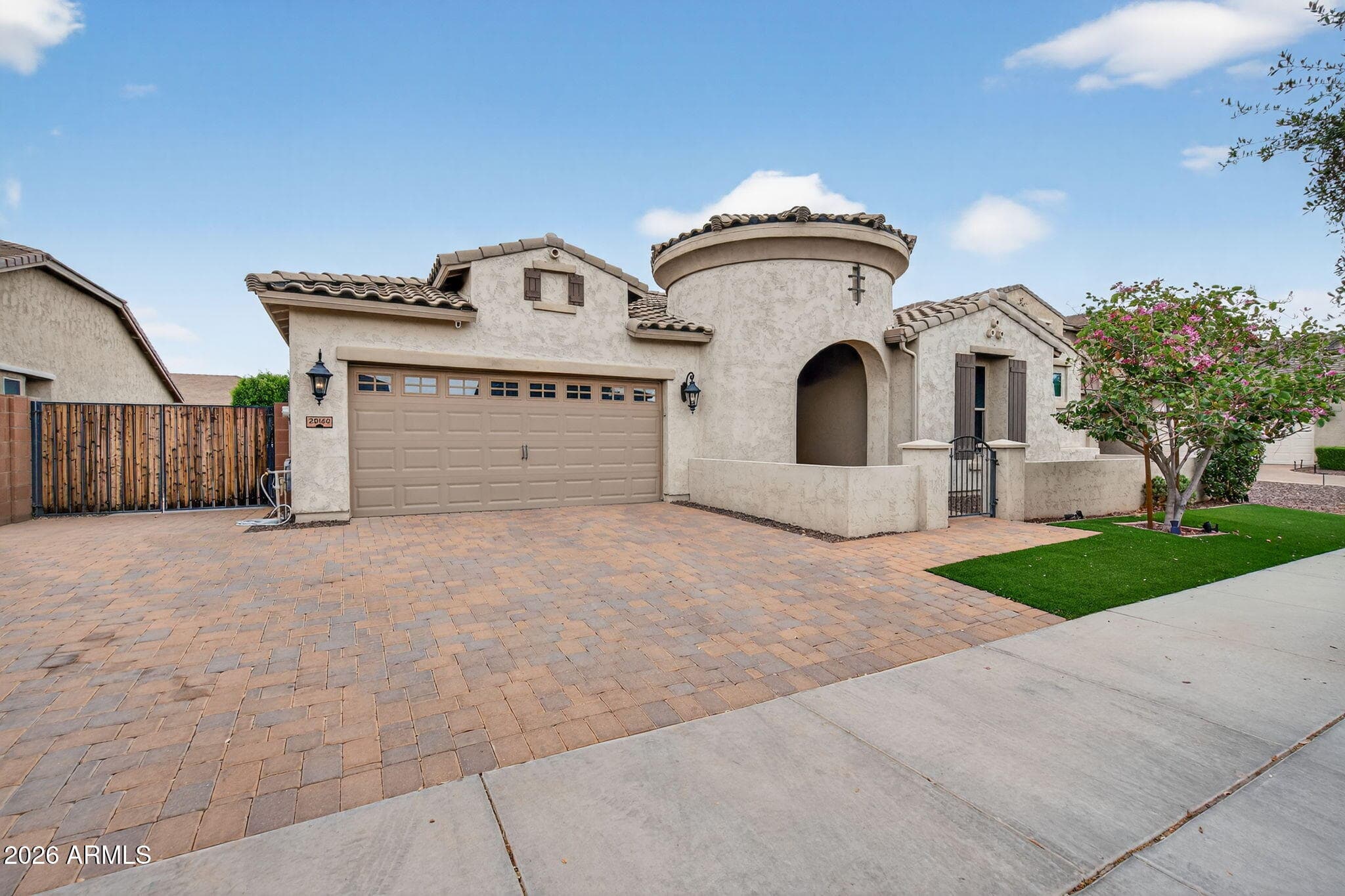 20160 E Domingo Rd — photo 2