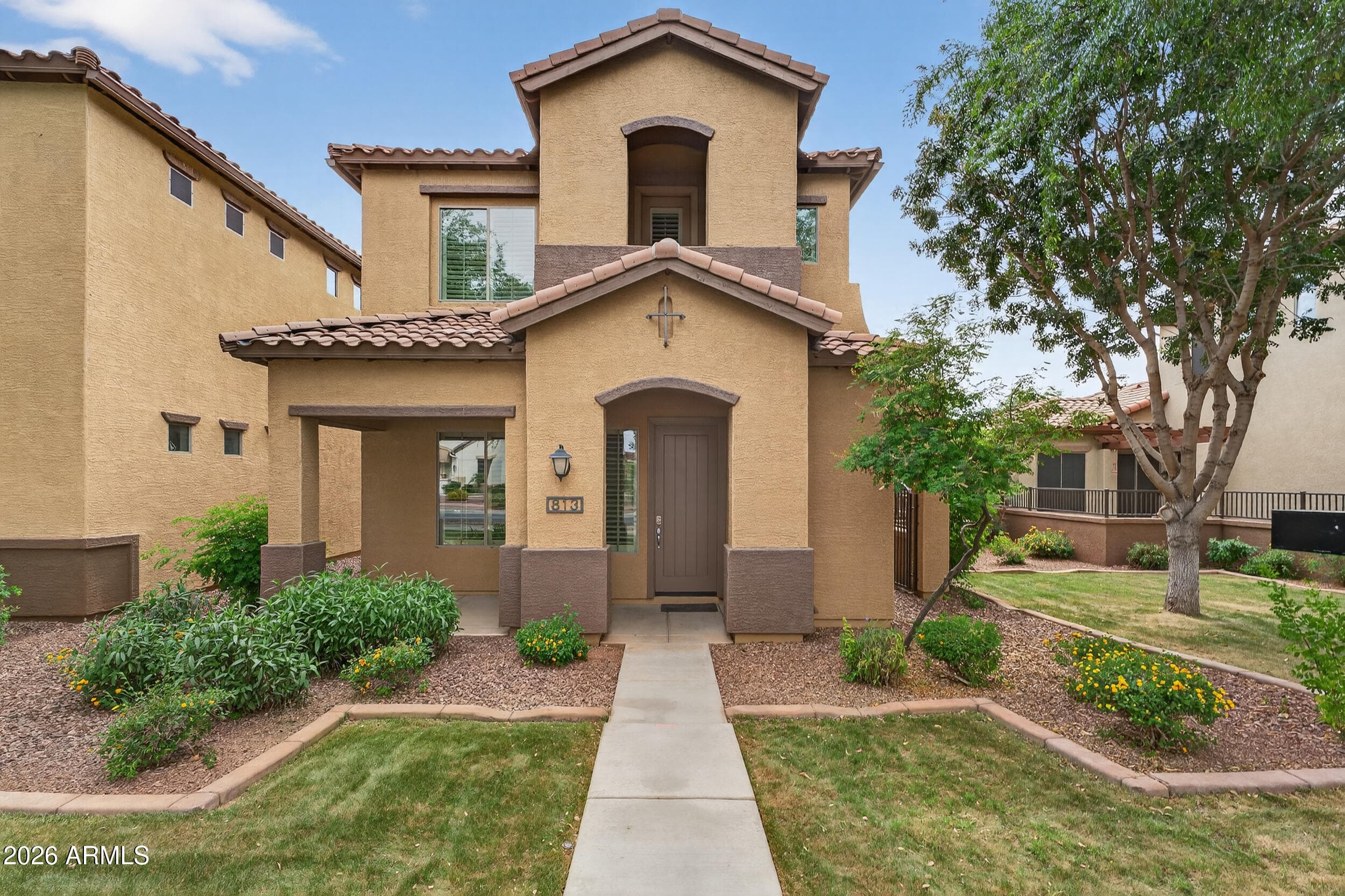 813 W Village Parkway — photo 1