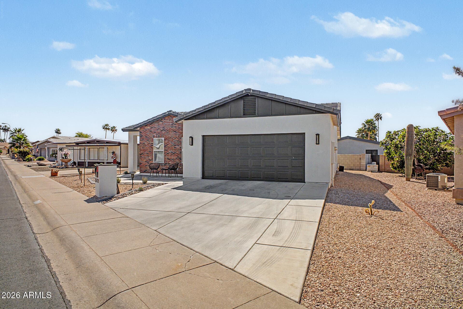 5721 E Leland St — photo 2