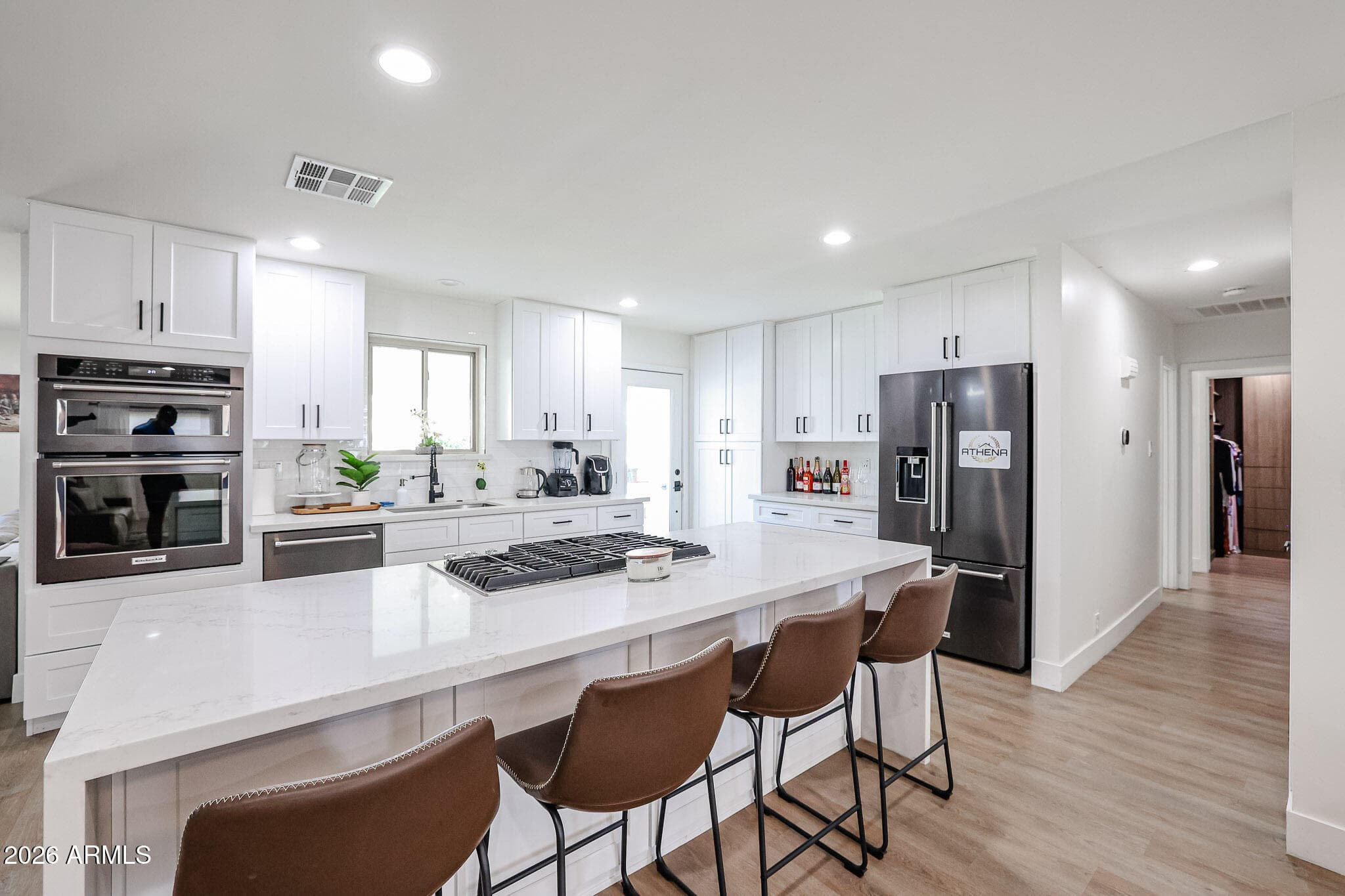 2236 E Blanche Dr — photo 2