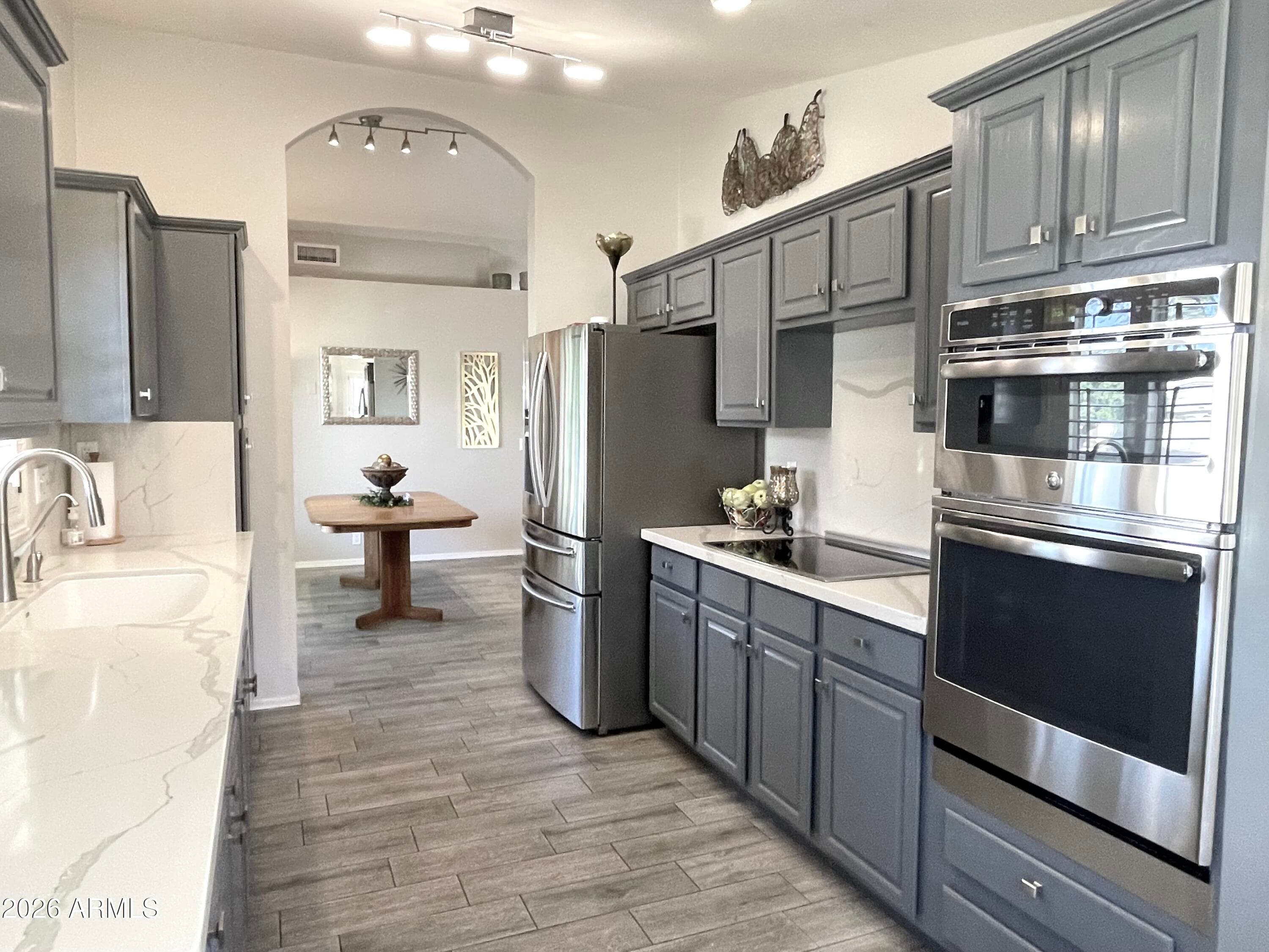 19420 N Westbrook Parkway 521 — photo 1