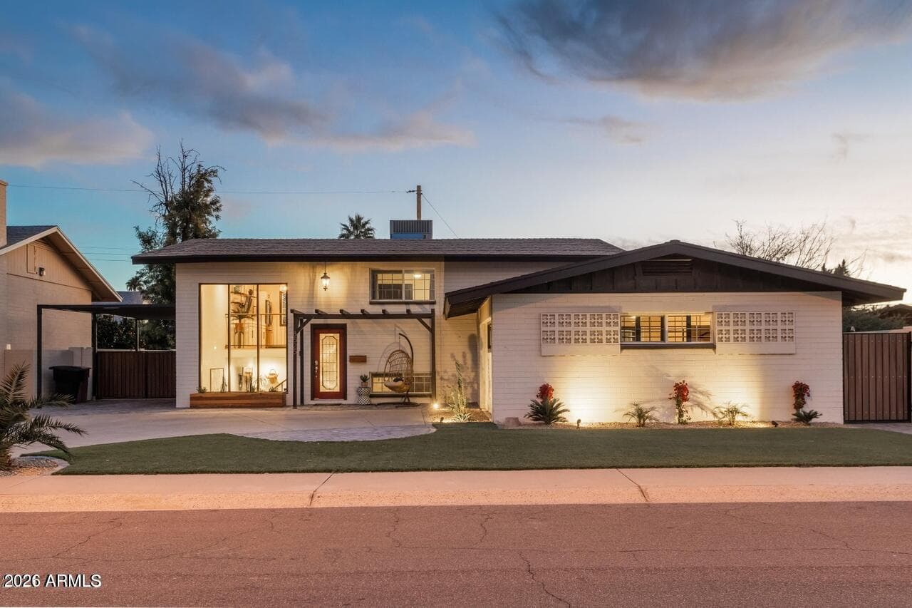 8525 E Pecos Ln — photo 1