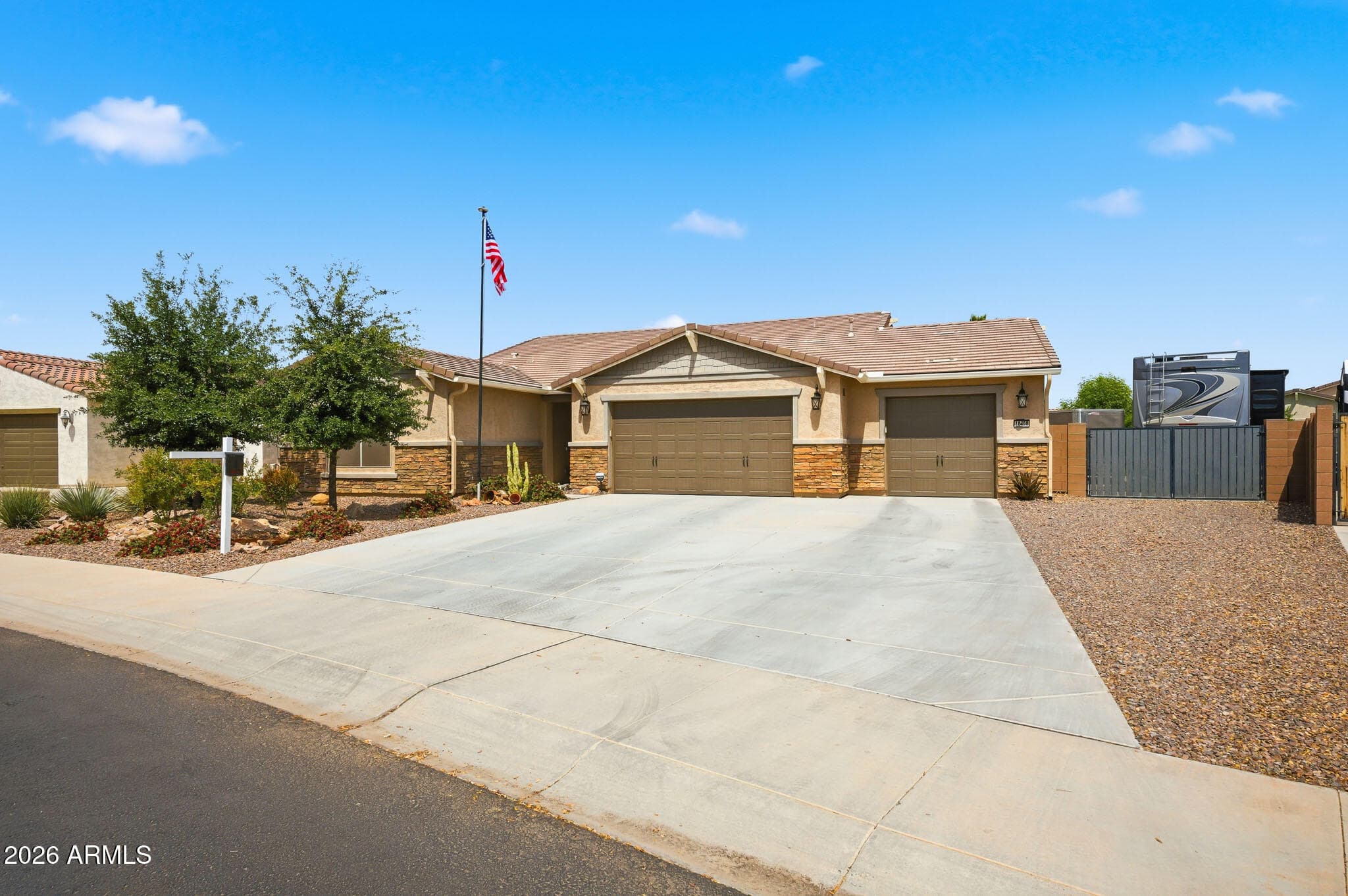 18406 W Highland Ave — photo 1
