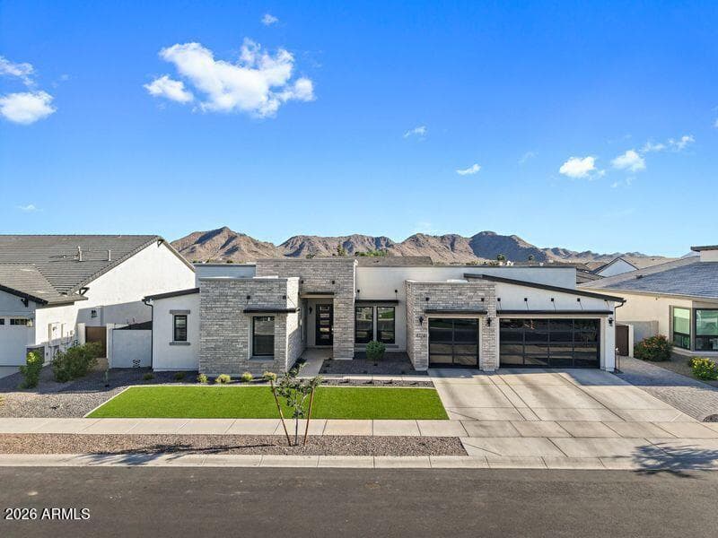 20517 E Indiana Ave — photo 1