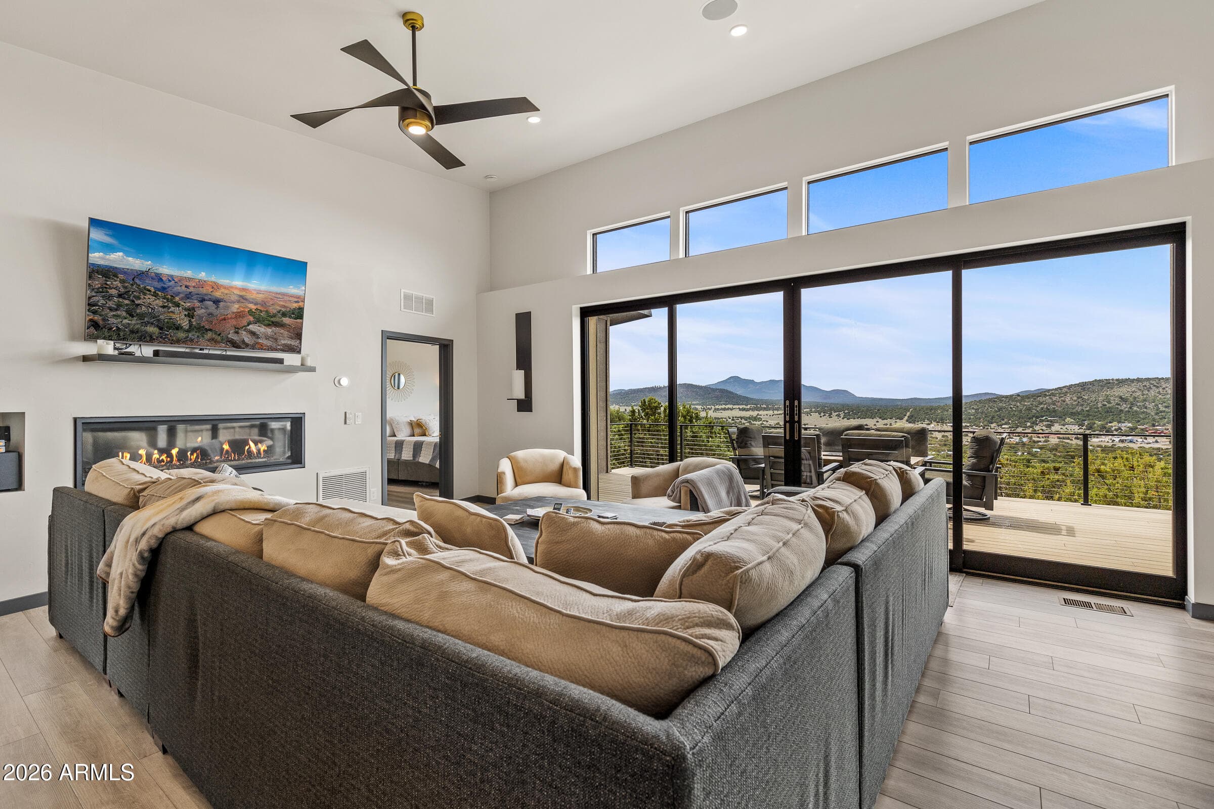 1720 E Sagebrush Rd — photo 1