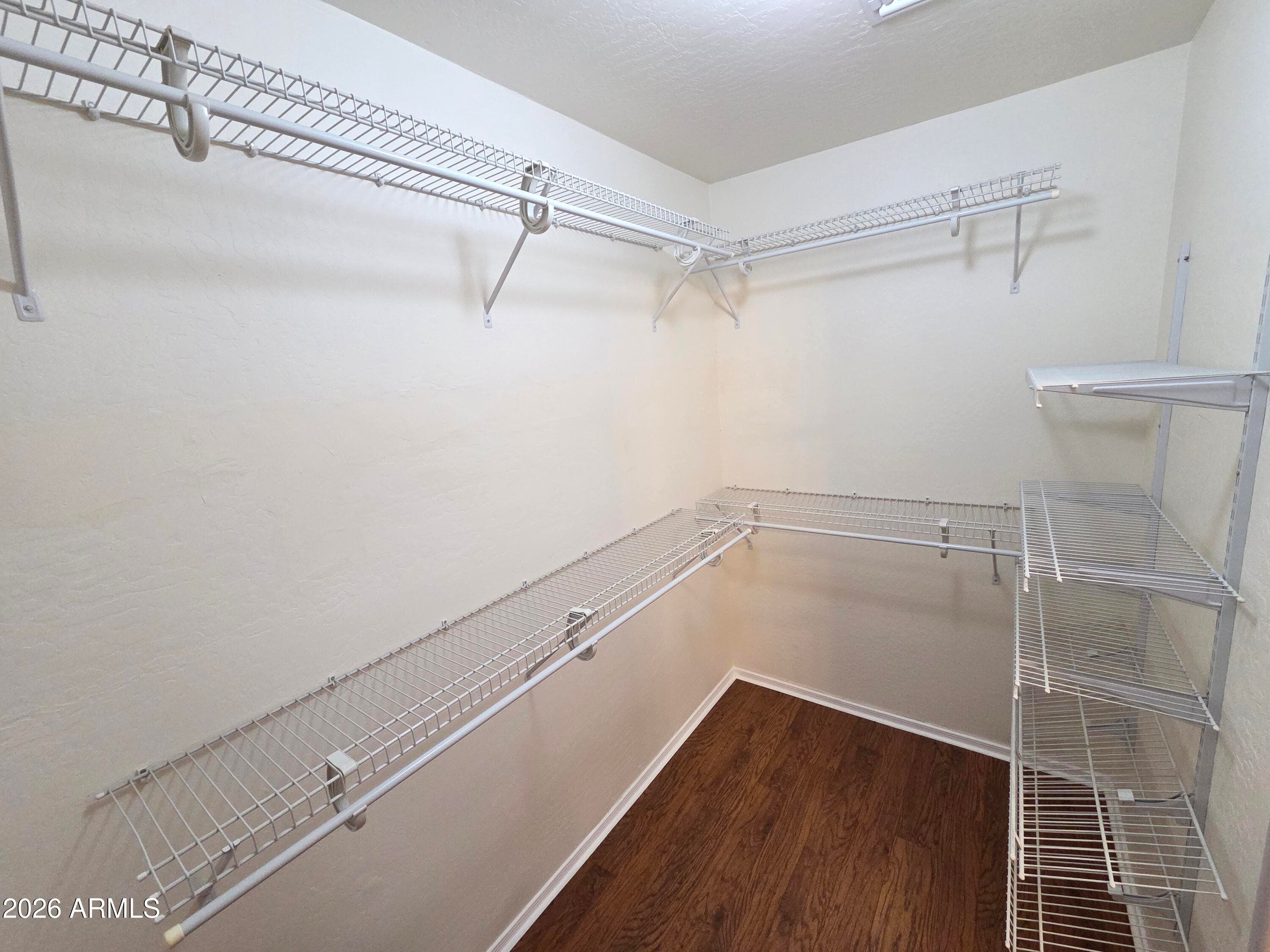 7011 W Mercer Ln — photo 39