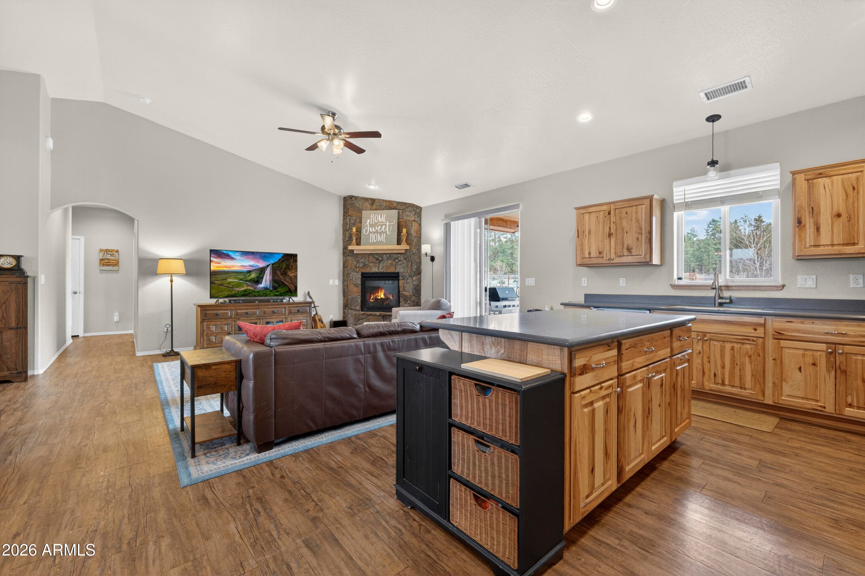 10418 LUNDIN RD - See more photos