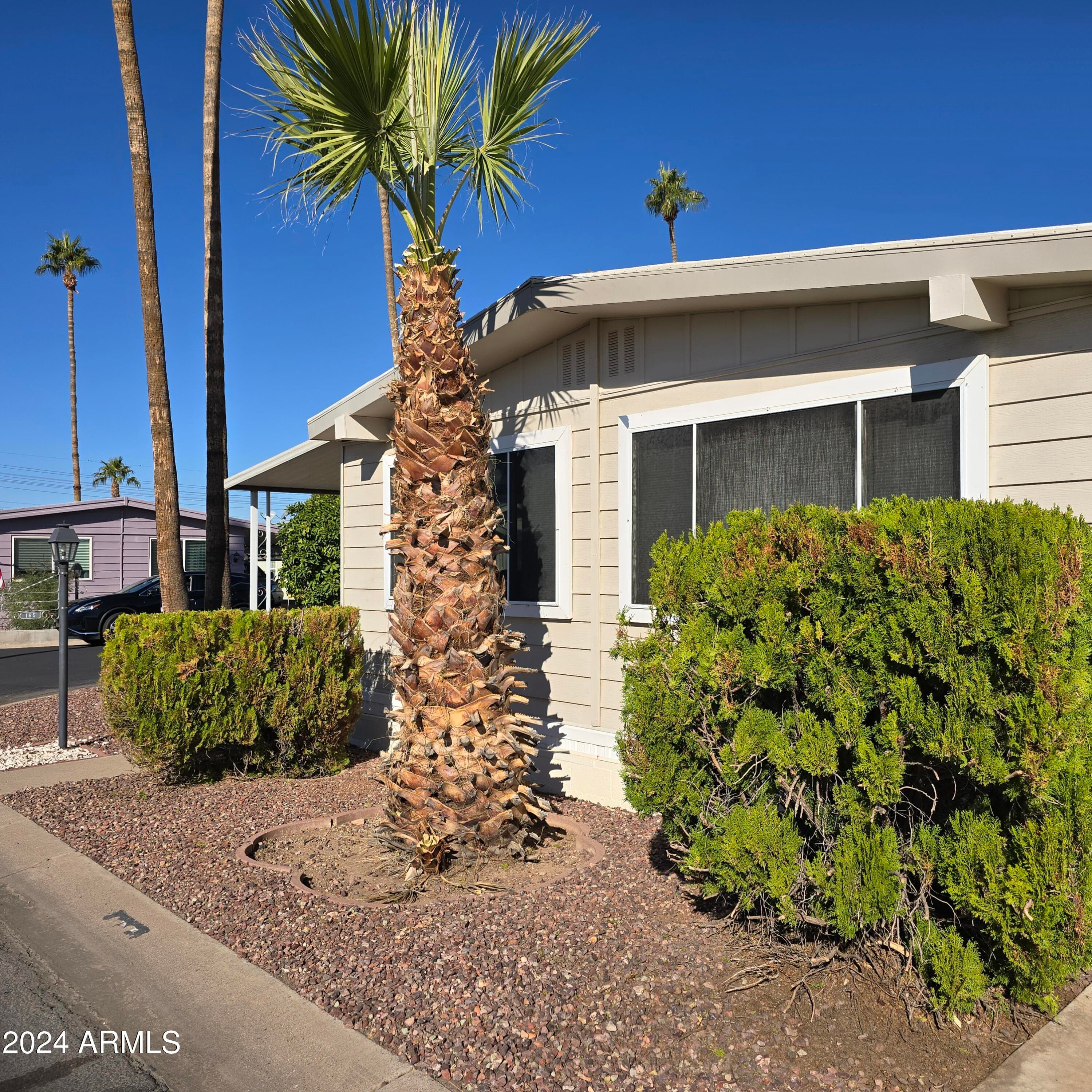 11411 N 91ST AVE - Photo 4
