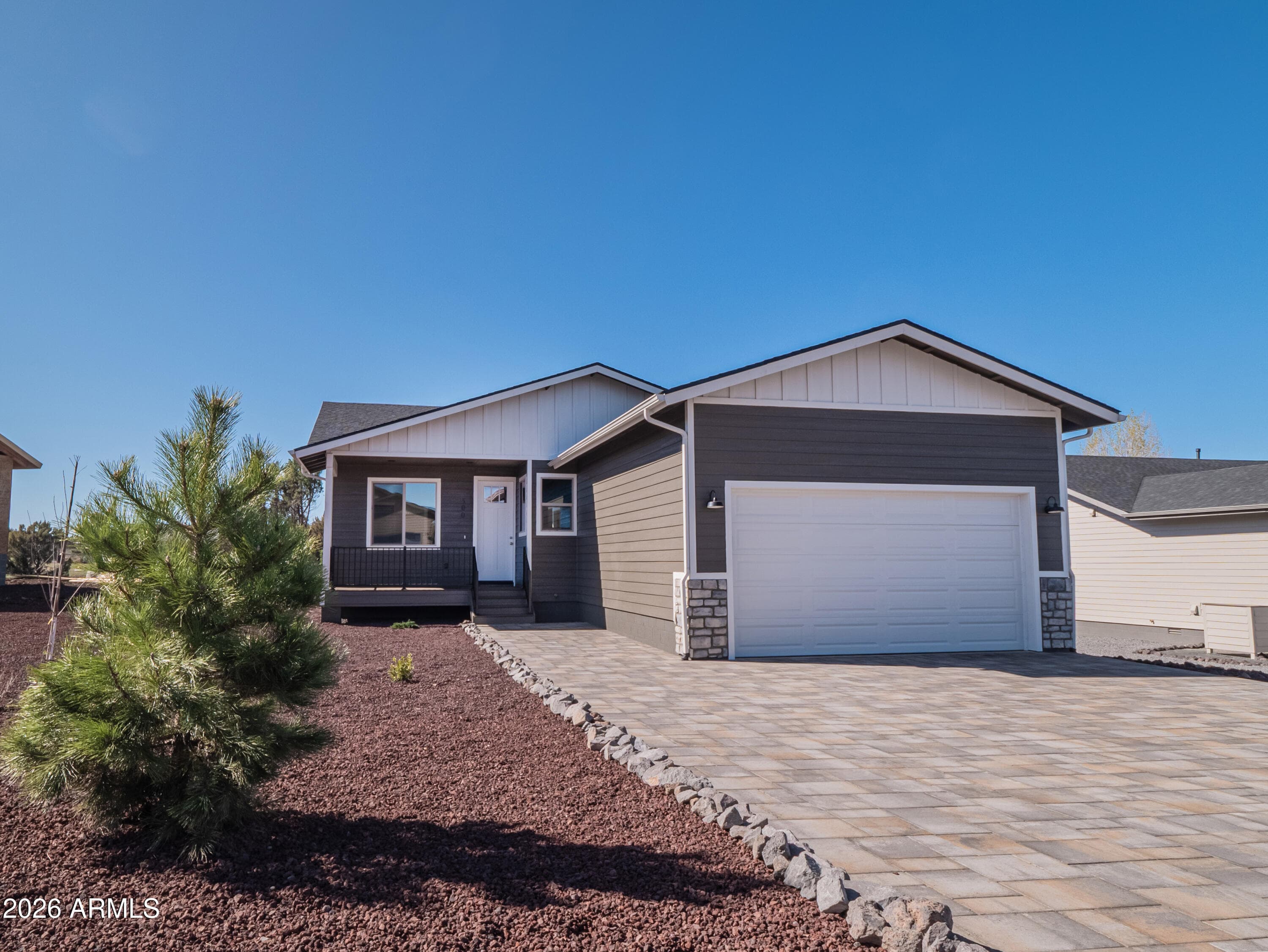 500 S Rockcreek Dr — photo 2