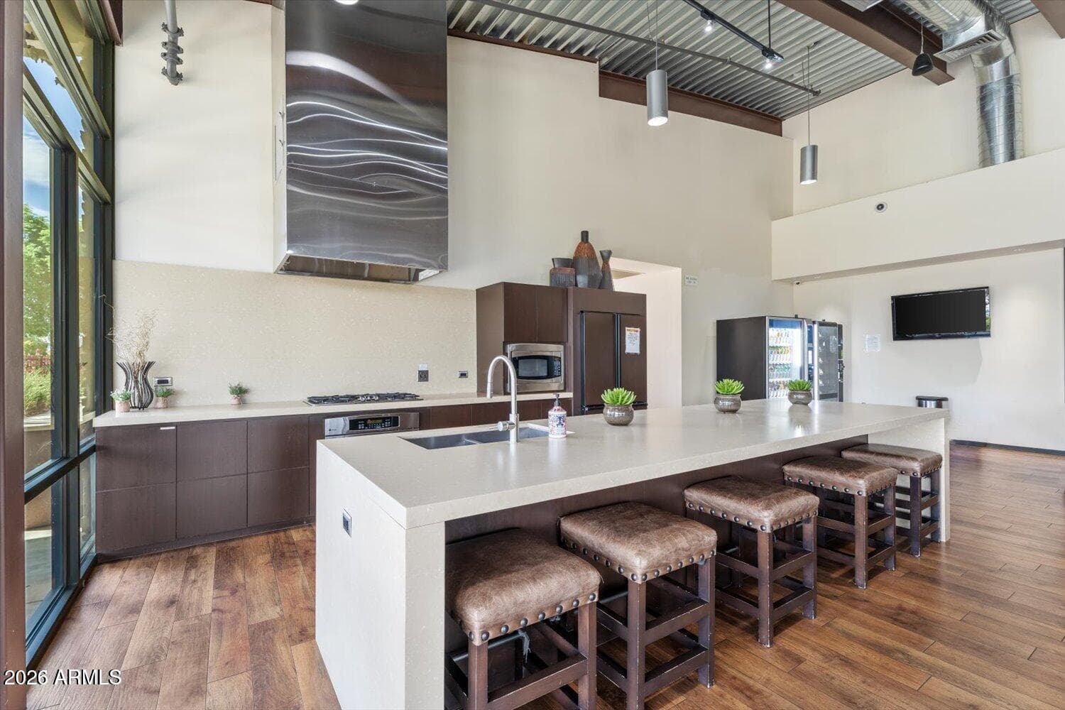 2398 E Hazeltine Way — photo 33
