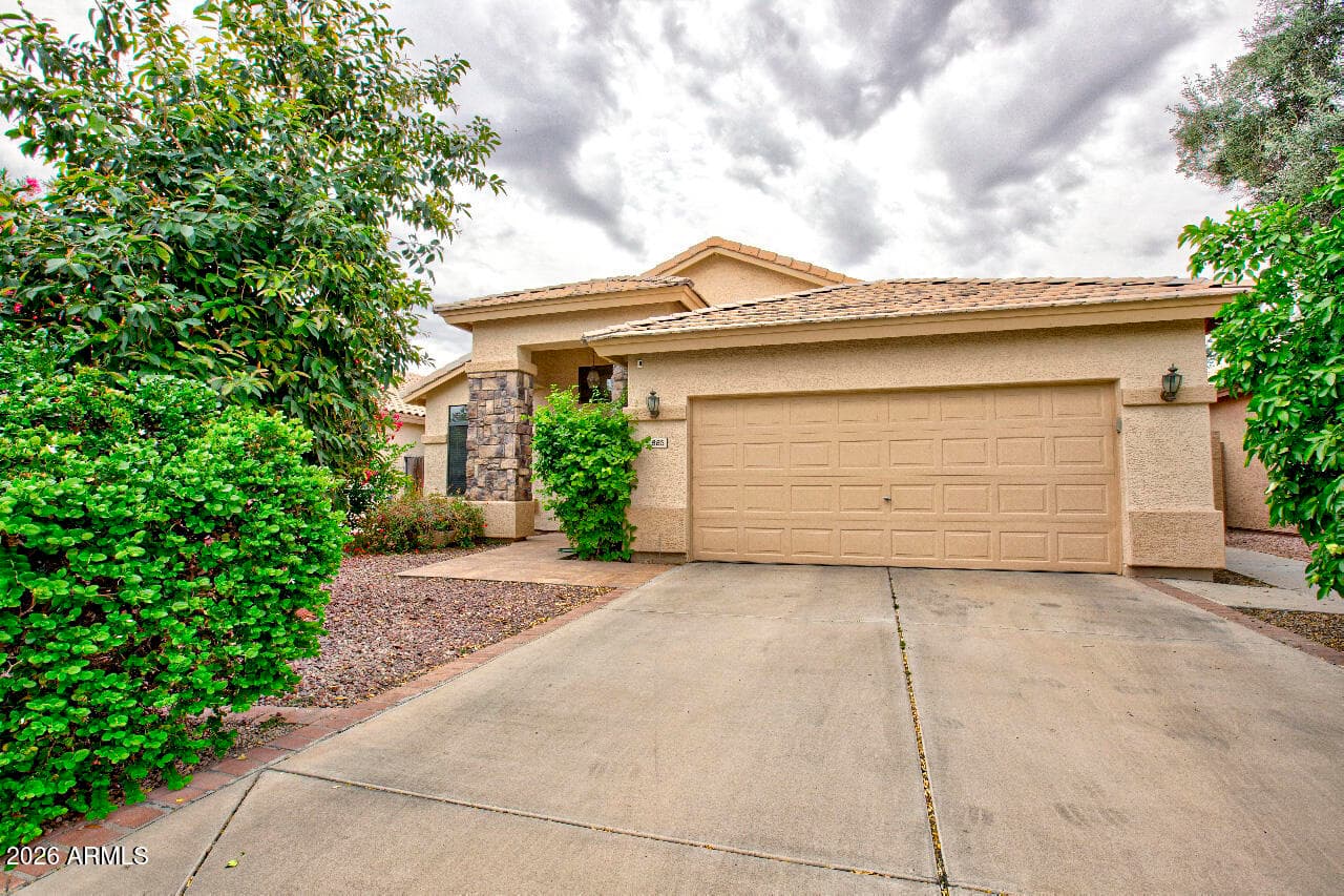 1885 E Drake Dr — photo 1