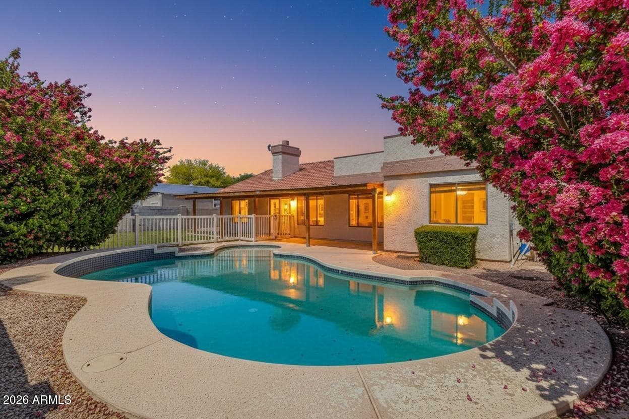 1629 E Whitten St — photo 1