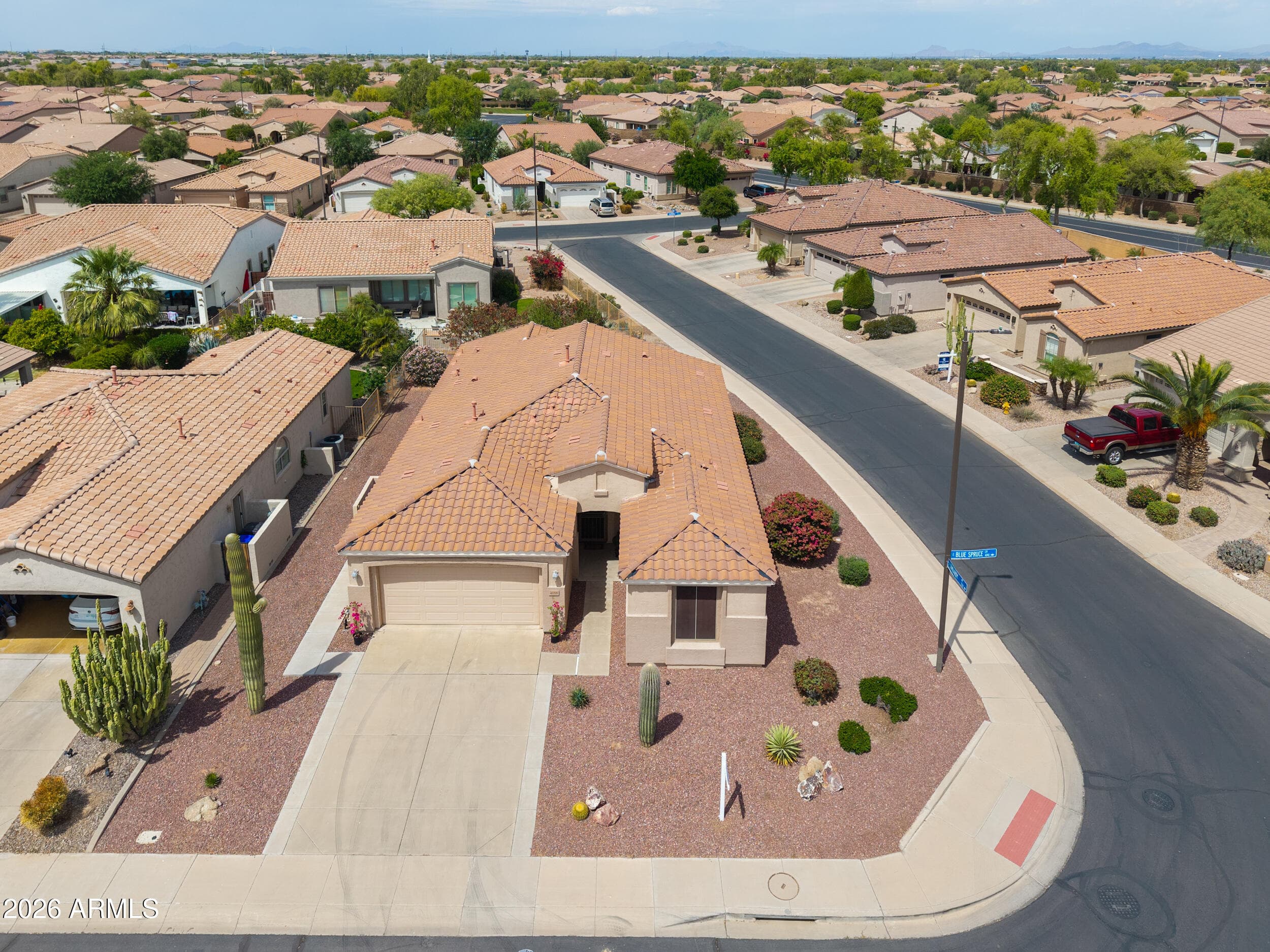 4188 E Blue Spruce Ln — photo 1