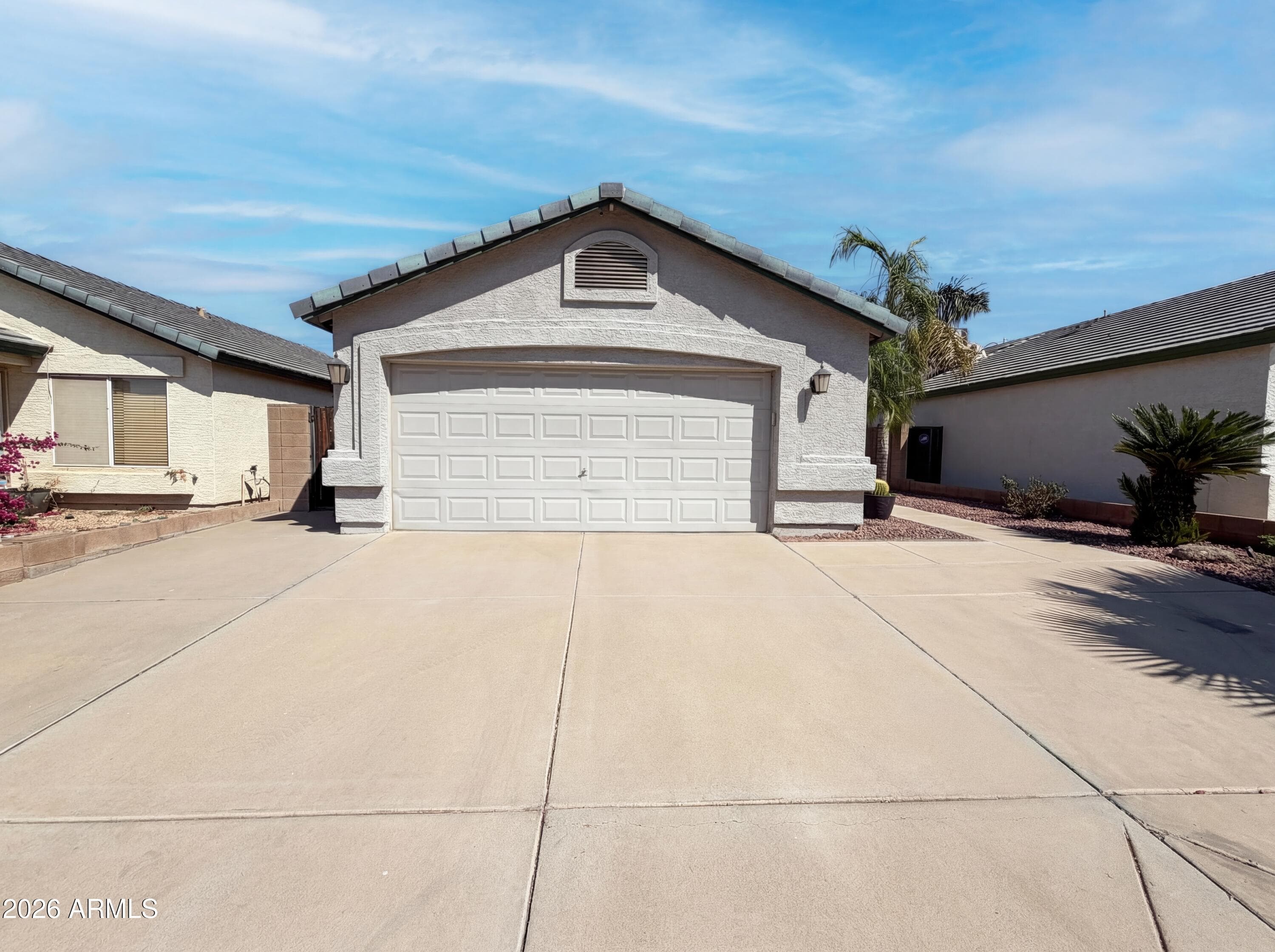 3024 W Salter Dr — photo 1