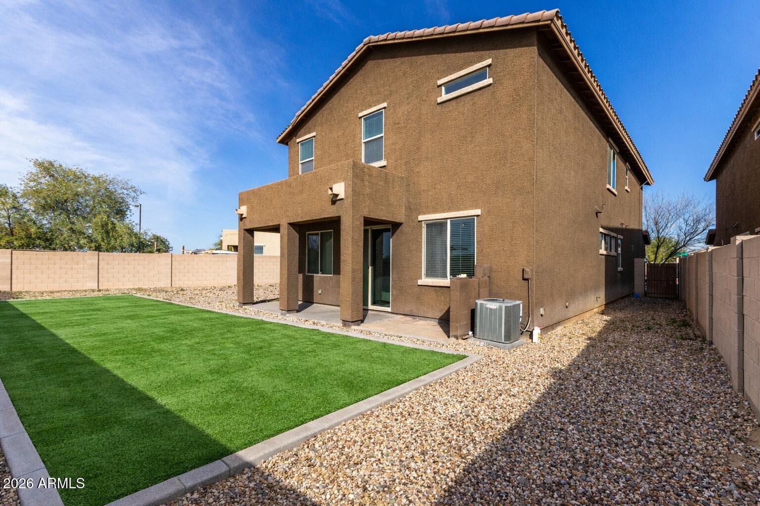 20261 W Desert Bloom St — photo 2