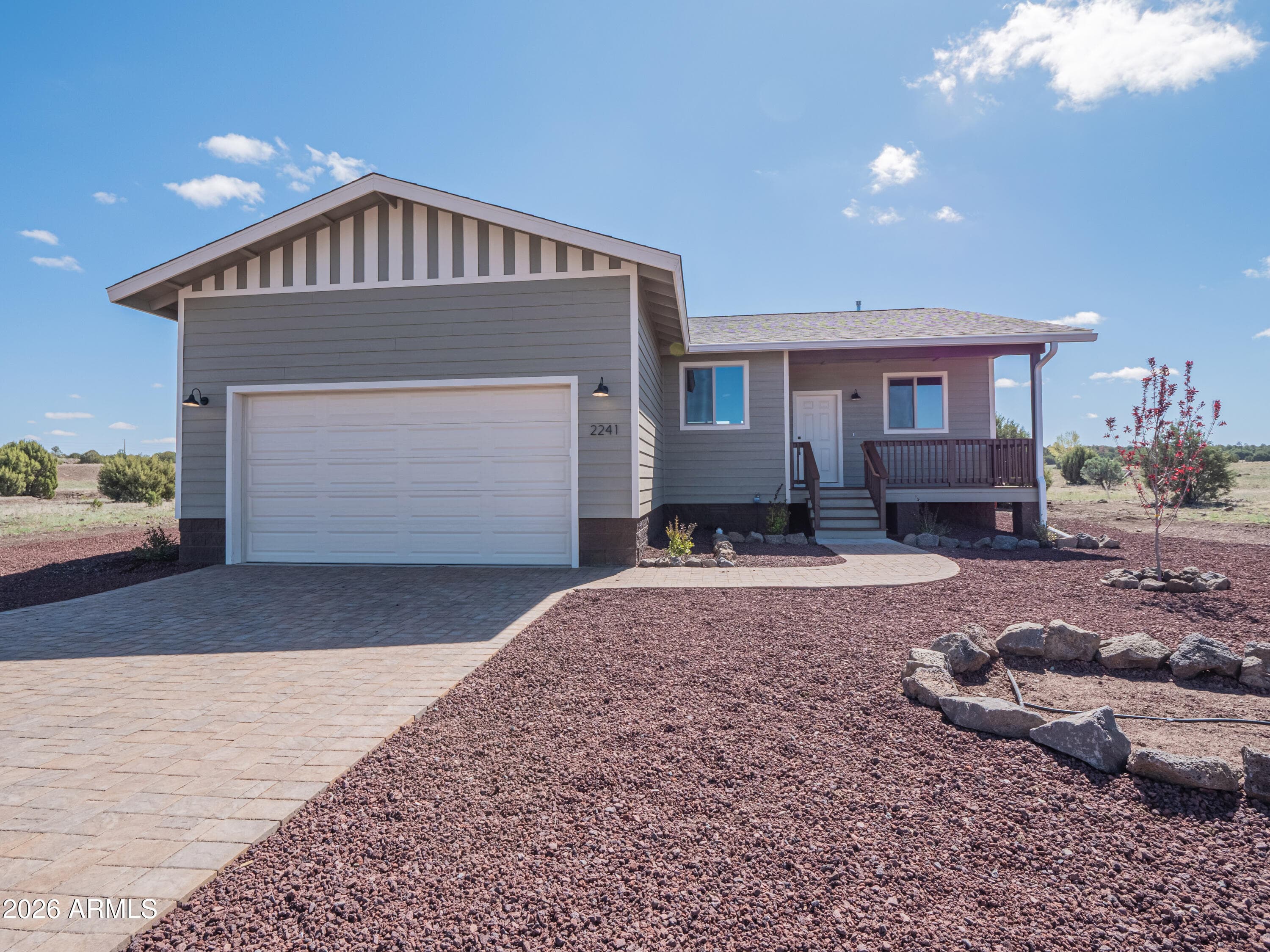 2241 E Rimstone Dr — photo 2