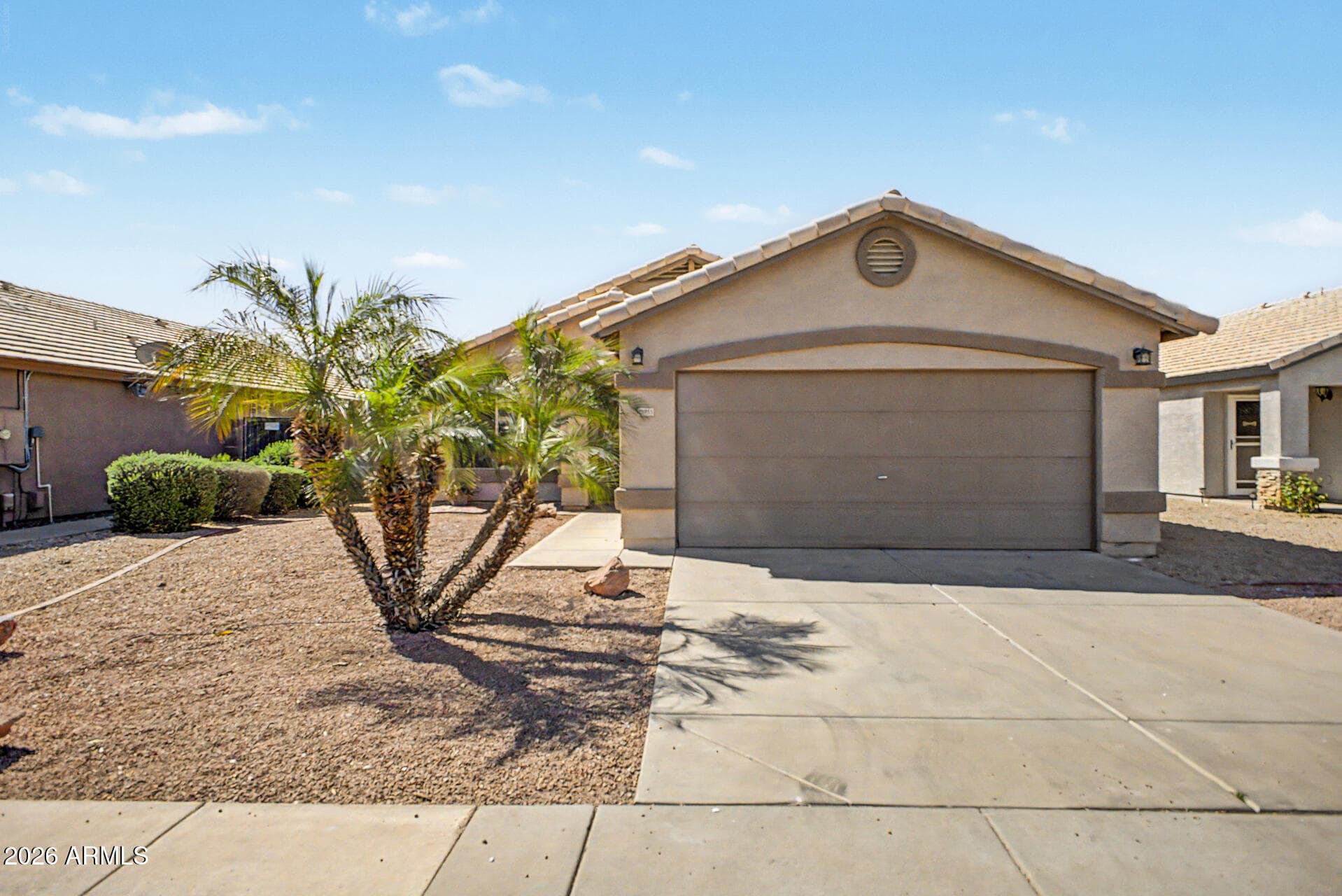 15955 W Smokey Dr — photo 1