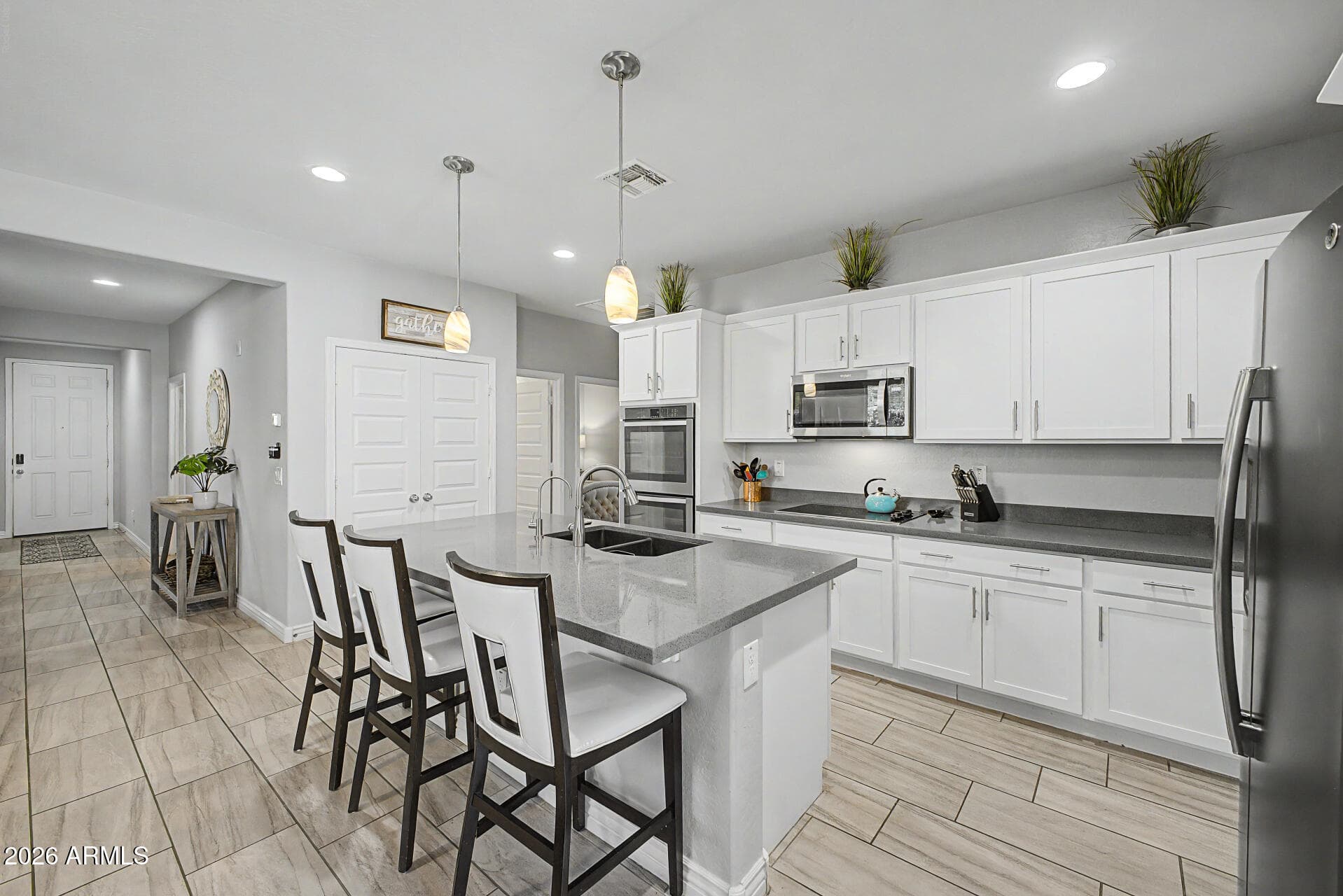 10230 W Townley Ave — photo 2