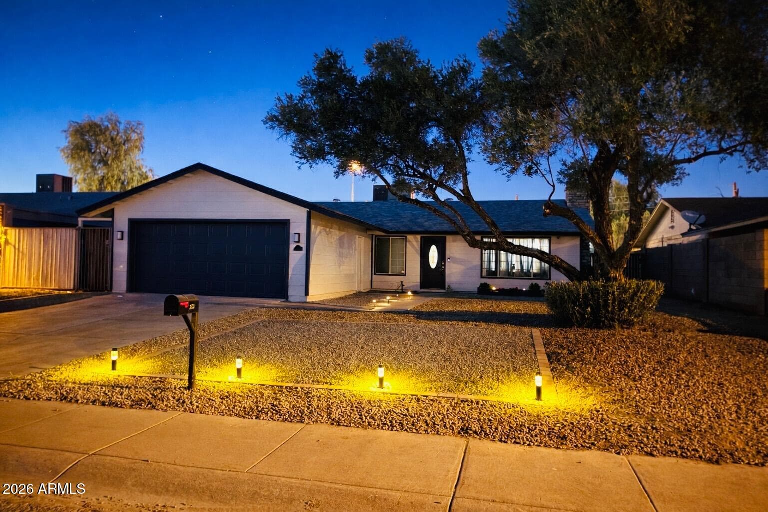 3128 W Flynn Ln — photo 35