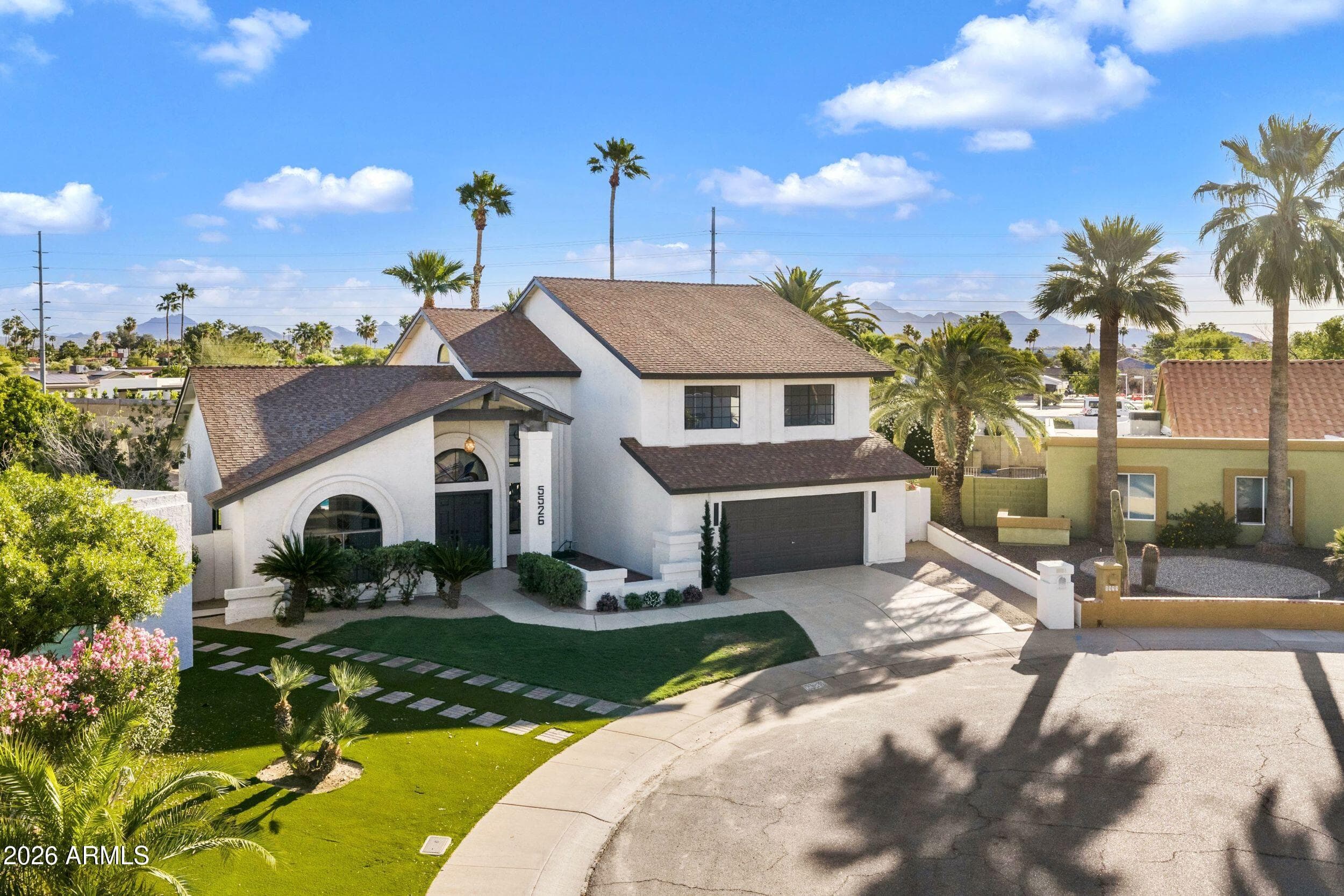 5526 E Terry Dr — photo 1