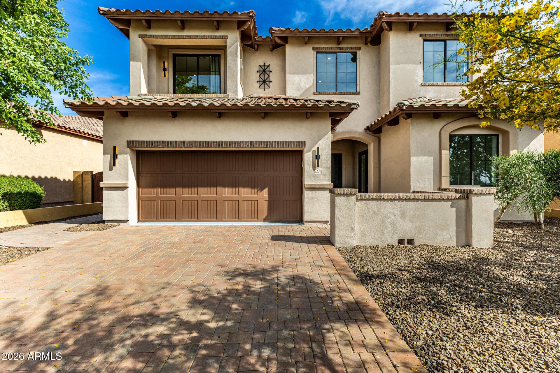 8207 E Jasmine Circle — photo 1
